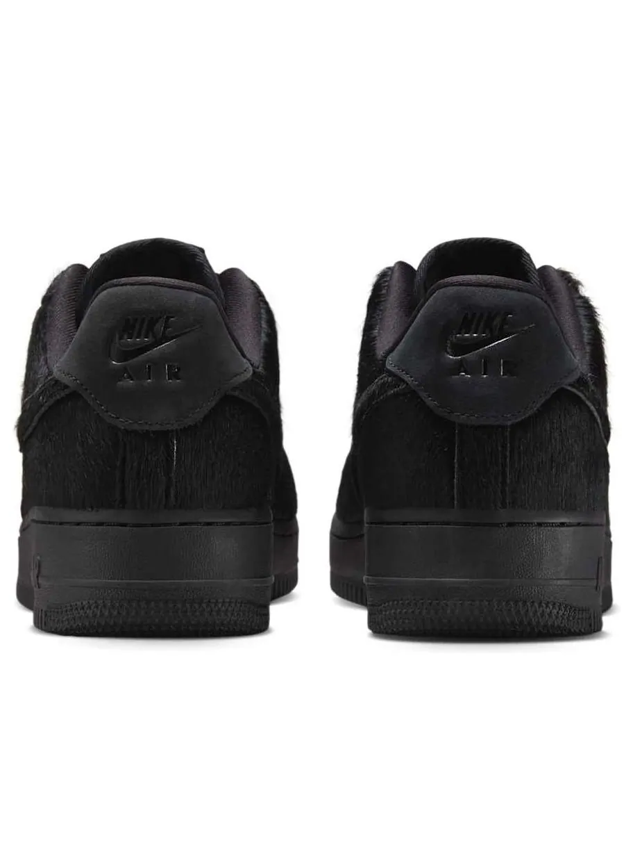 Кроссовки (WMNS) Nike Air Force 1 Low '07 Pony Hair 'Triple Black' — изображение 3 из 6, черный