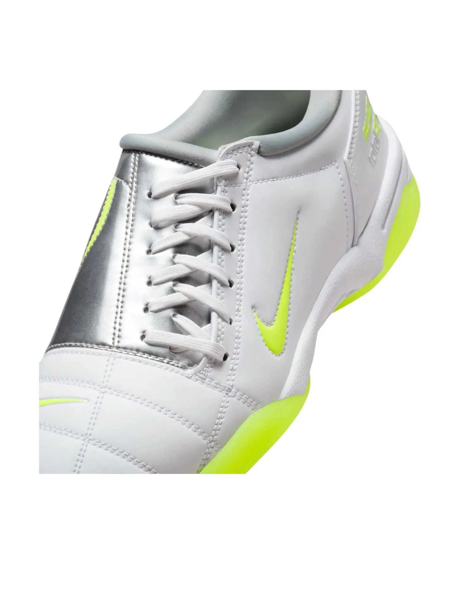 Nike x Palace Total 90 III 'White Volt' — изображение 7 из 7