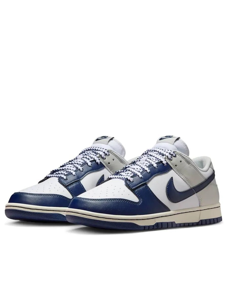 Кроссовки Nike Dunk Low 'New York Yankees' — изображение 3 из 6, белый