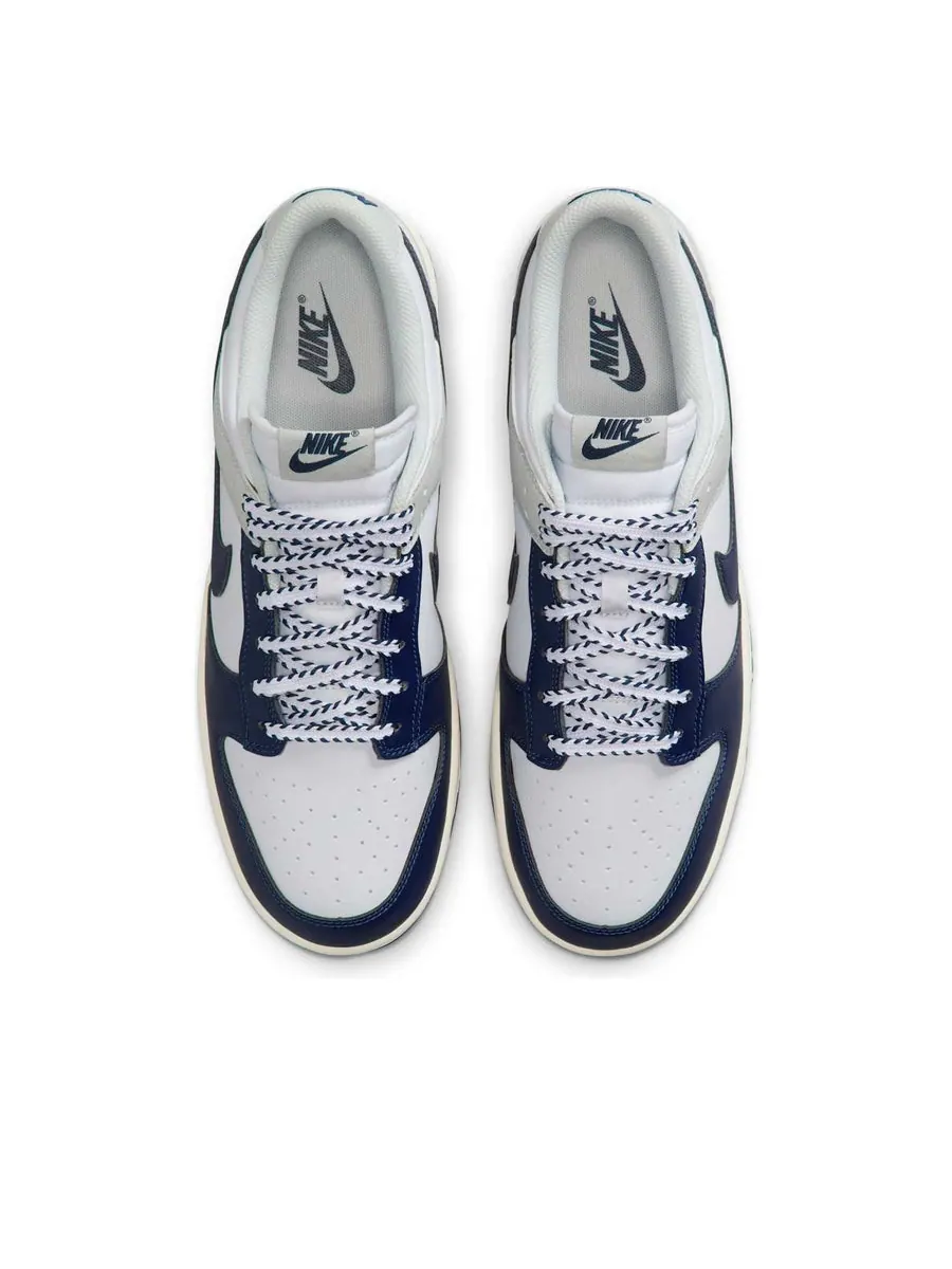 Кроссовки Nike Dunk Low 'New York Yankees' — изображение 4 из 6, белый
