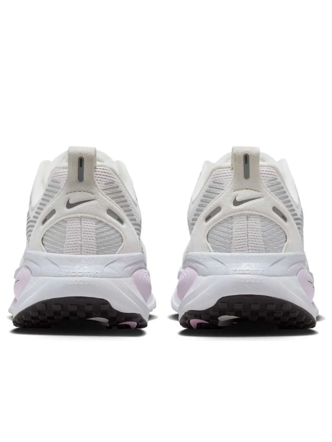 Кроссовки (WMNS) Nike Air Zoom Vomero 18 'Sail Doll Beyond Pink Metallic Silver' — изображение 3 из 6, белый