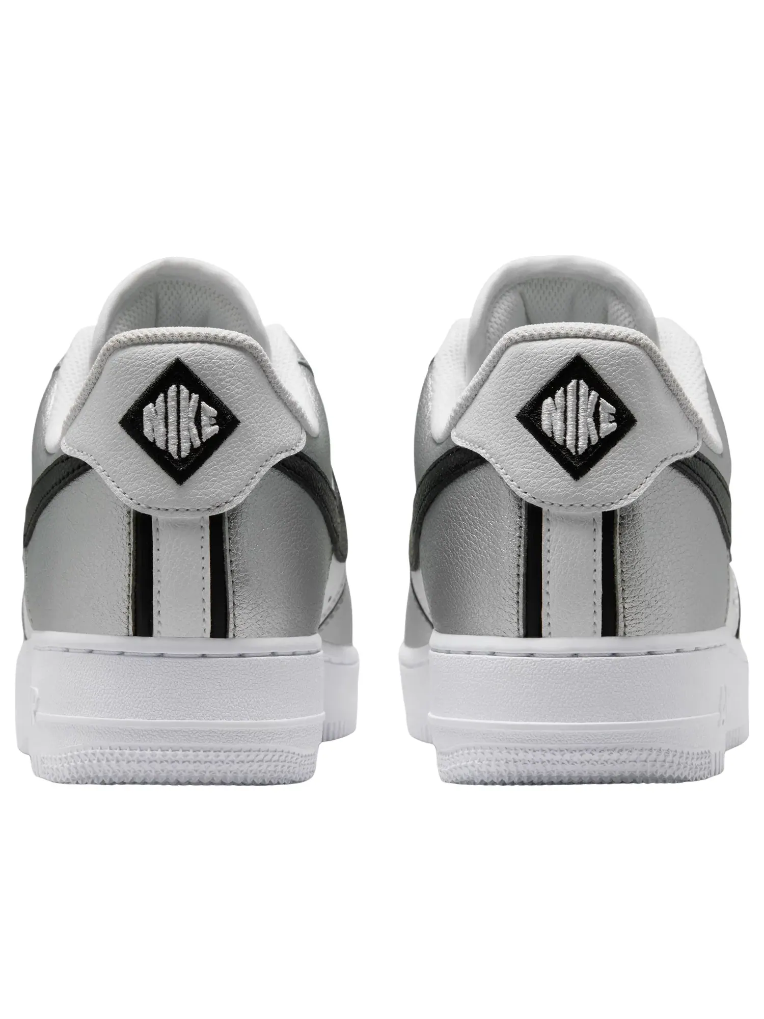 Мужские кроссовки с кожаным верхом Air Force 1 '07 LV8 Metallic Silver White Coconut Milk Nike — изображение 4 из 7