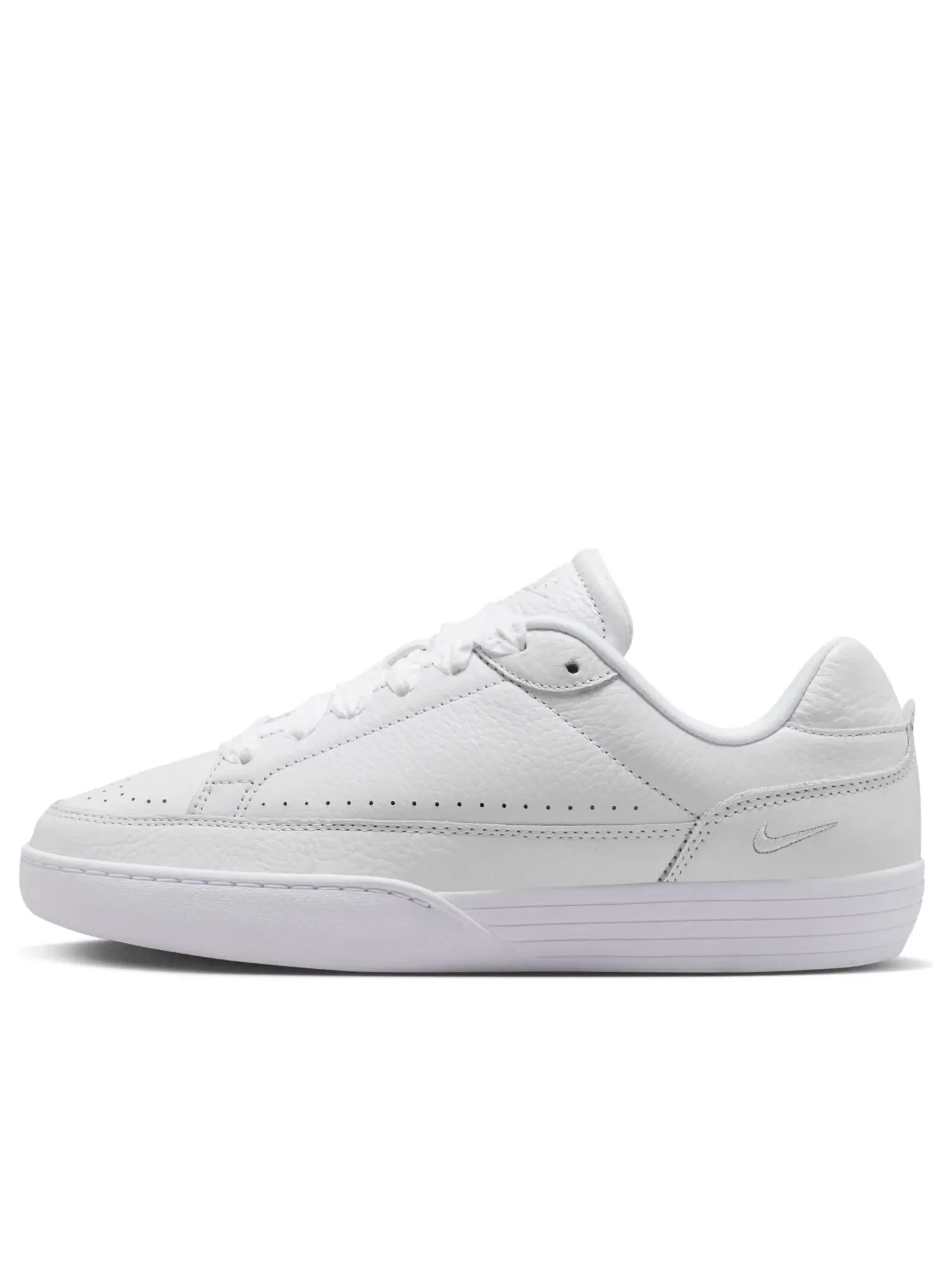 Женские кроссовки Nike Tennis Classic IM5955-101 — изображение 1 из 7, белый