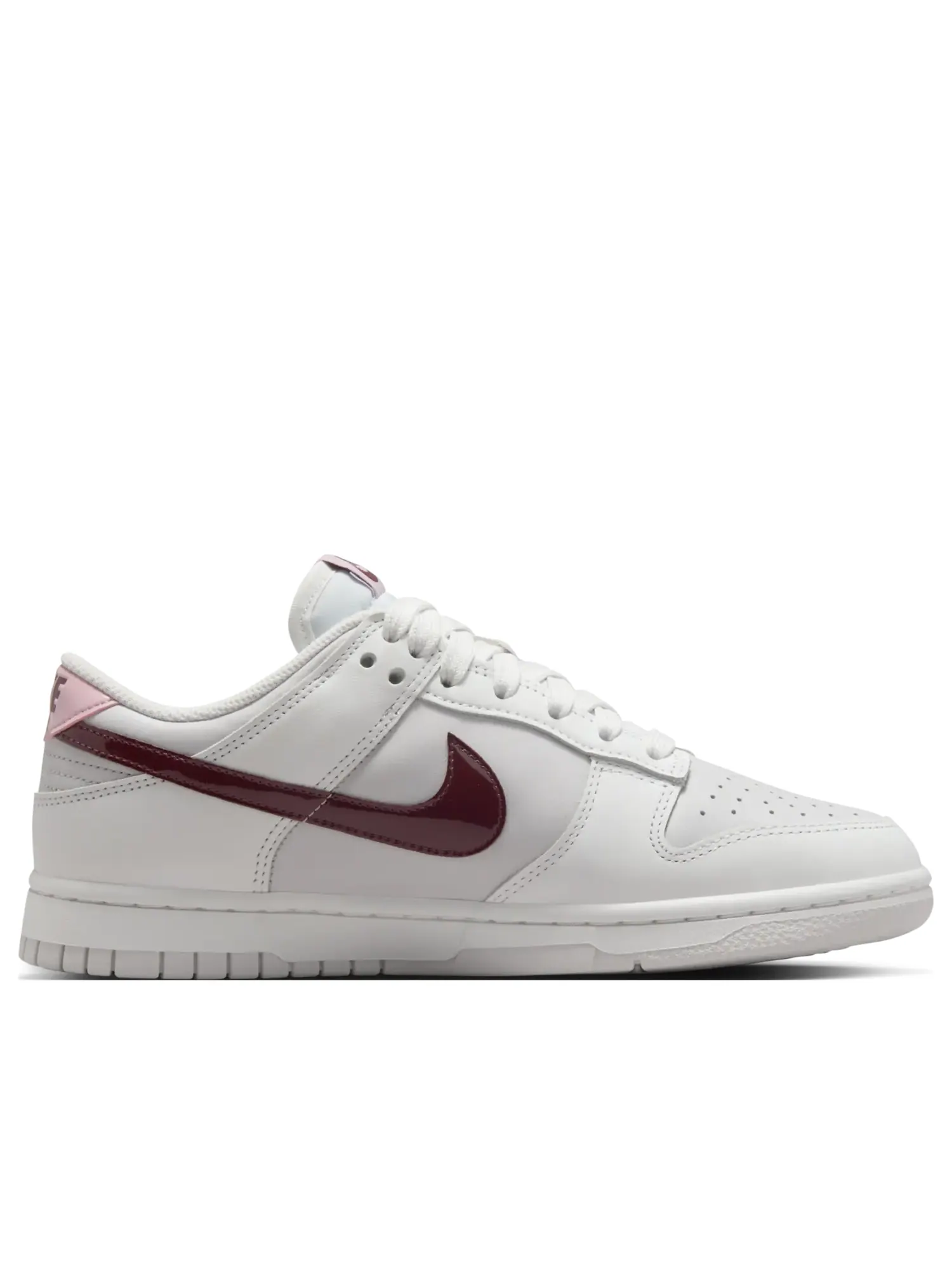 Кроссовки (WMNS) Nike Dunk Low 'White Plum Chalk' — изображение 2 из 7, белый