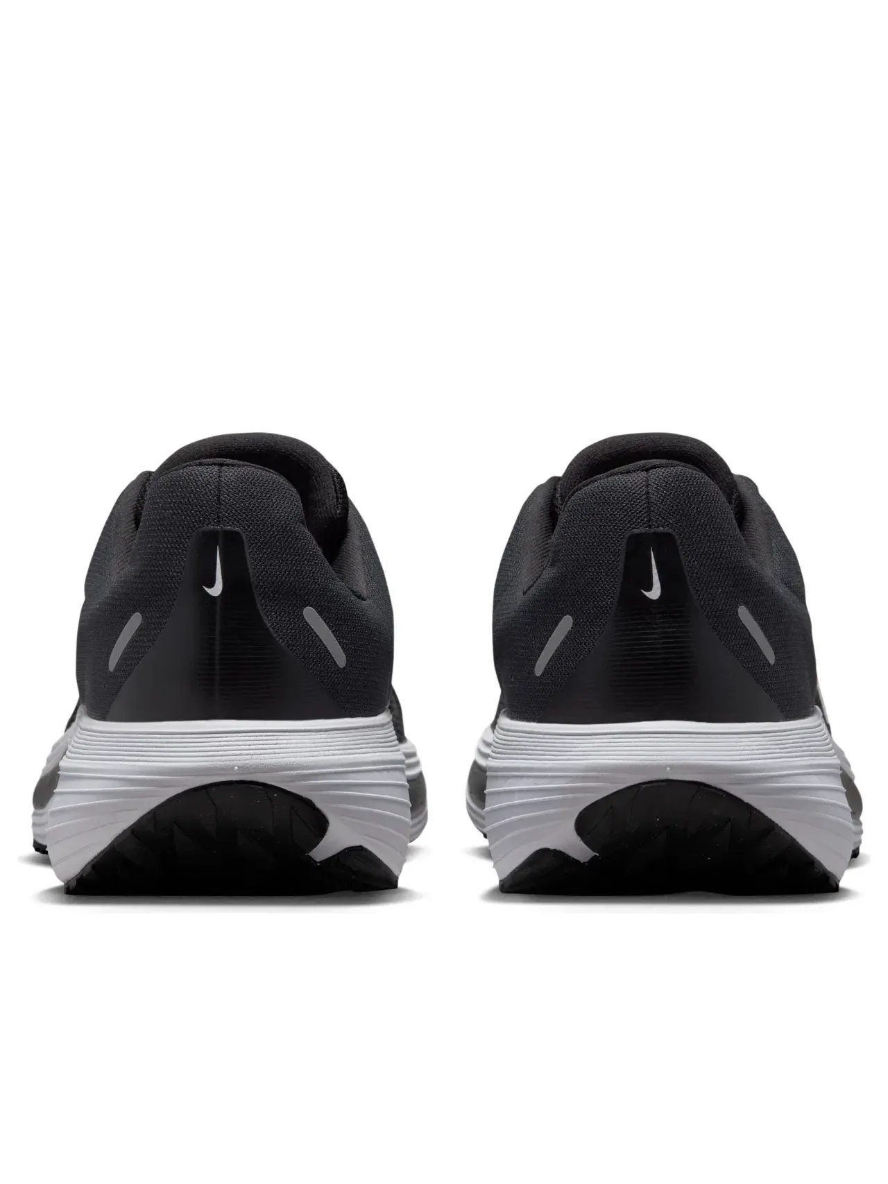 Мужские кроссовки для бега с шнуровкой Nike Quest 7 Black White — изображение 3 из 6, черный