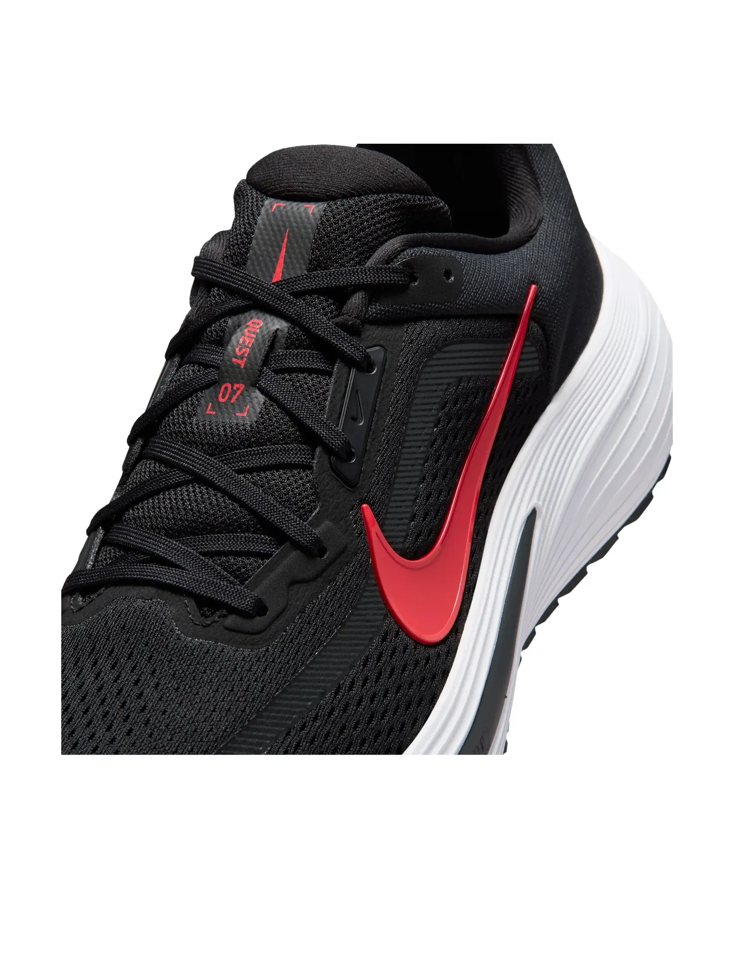 Мужские кроссовки для бега с шнуровкой Nike Quest 7 Black White Red Orbit — изображение 6 из 7, черный