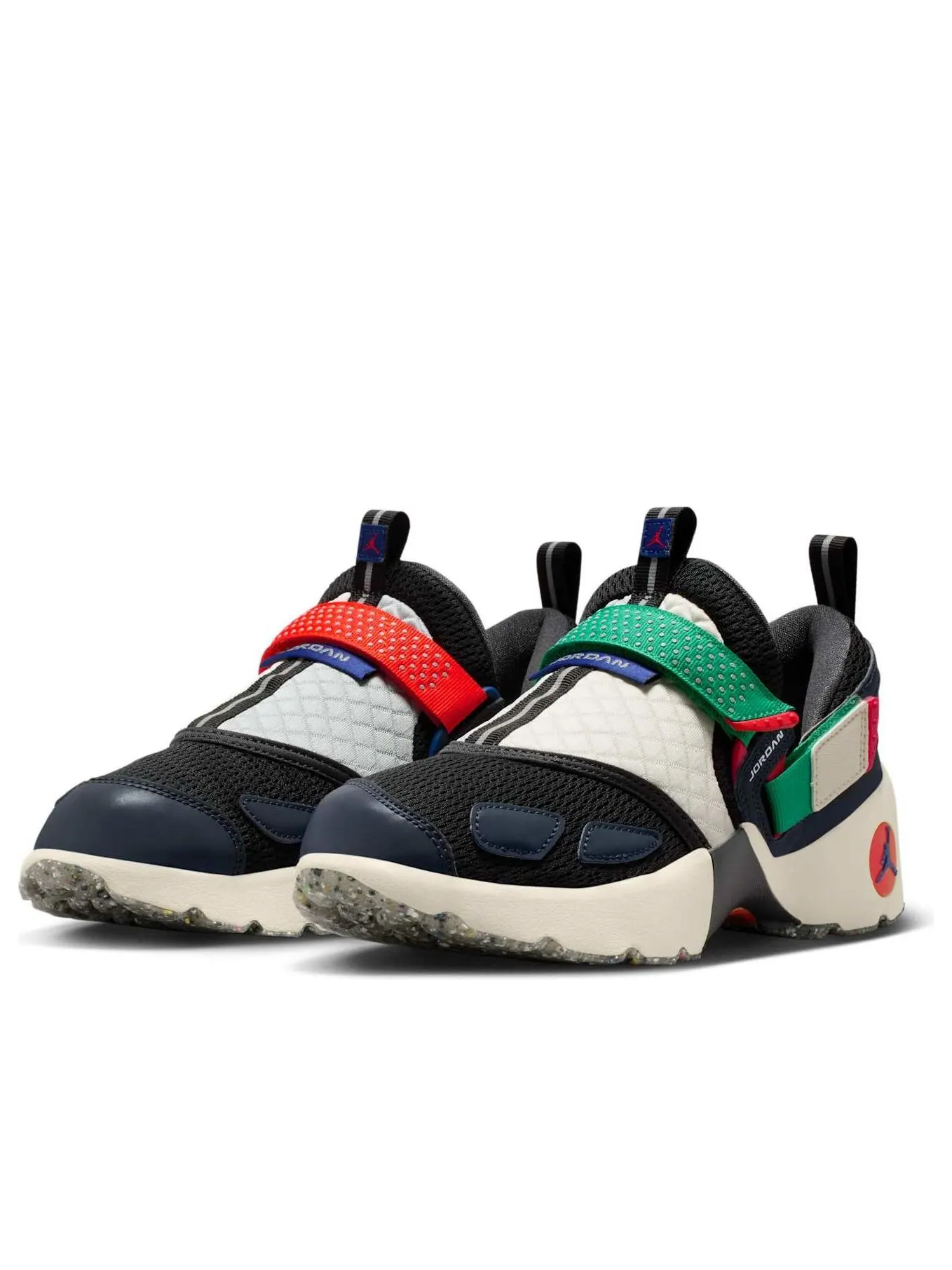 Кроссовки (WMNS) Air Jordan Trunner LX 'Black Coconut Milk' — изображение 4 из 6, черный