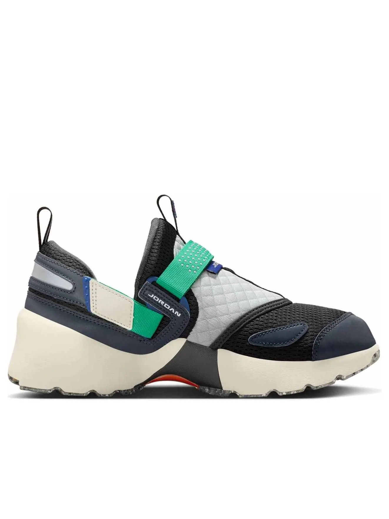 Кроссовки (WMNS) Air Jordan Trunner LX 'Black Coconut Milk' — изображение 6 из 6, черный