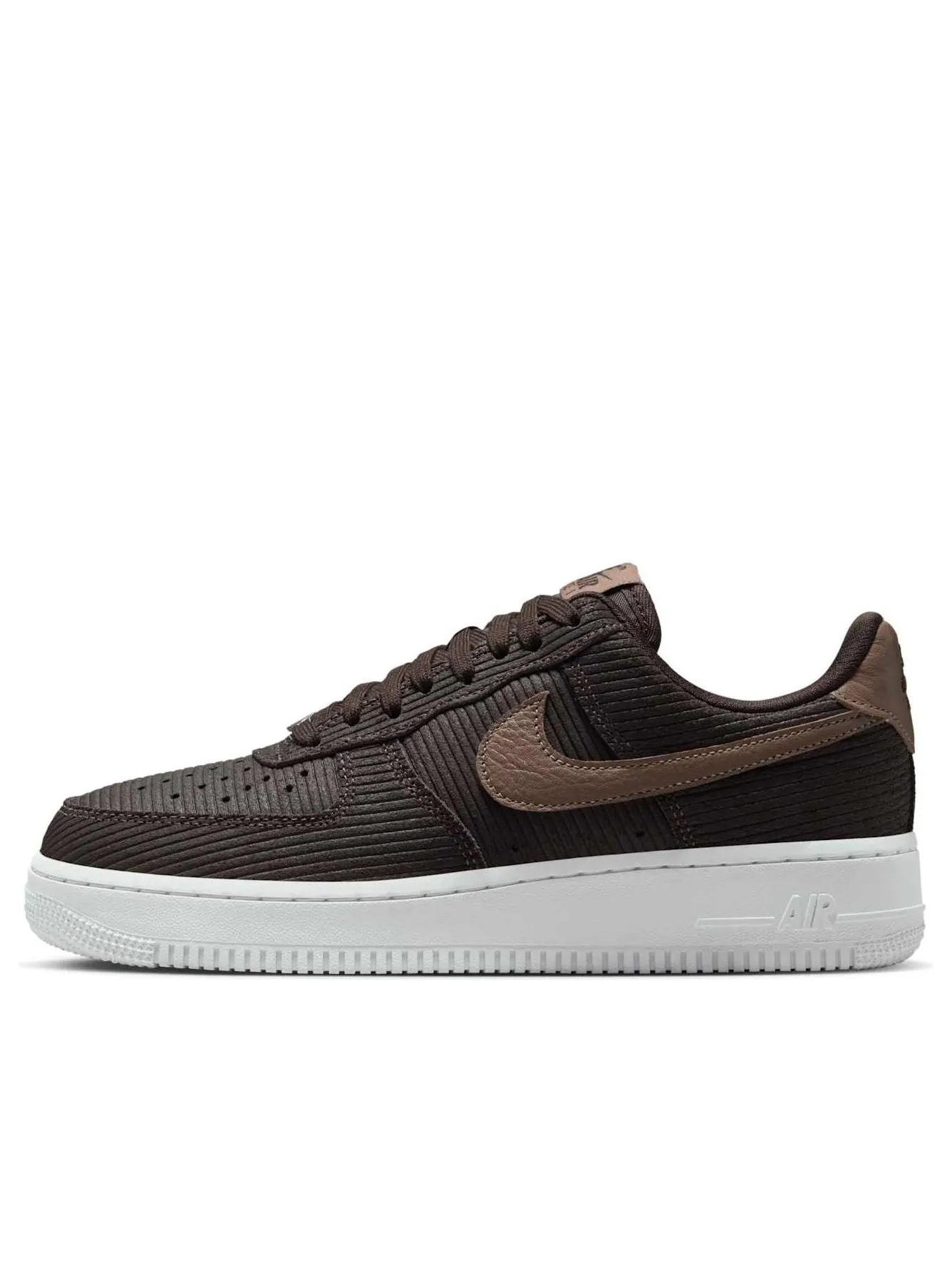 Кроссовки (WMNS) Nike Air Force 1 Low Corduroy Pack 'Baroque Brown' — изображение 1 из 6, коричневый
