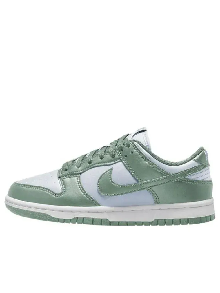 Кроссовки (WMNS) Nike Dunk Low 'Mint Green Steam White' — изображение 1 из 3, зеленый