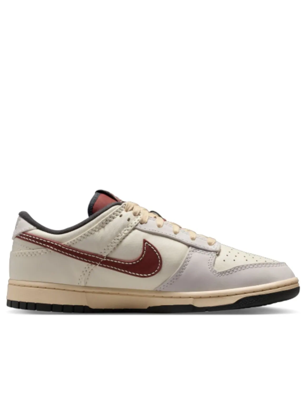Кроссовки Nike Dunk Low 'Dark Pony Soft Pearl' — изображение 2 из 5, бежевый