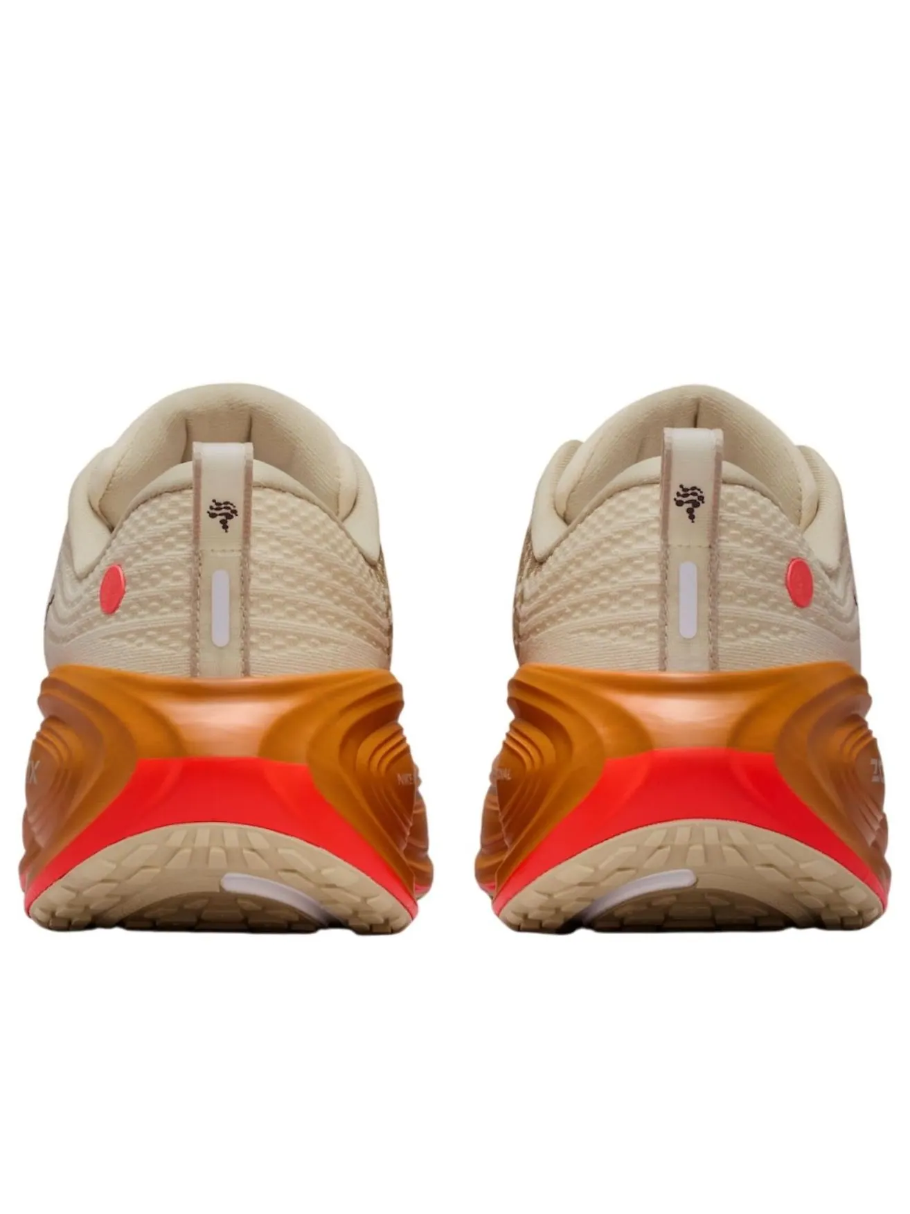 Кроссовки Nike Vomero Plus 'Running Poets' — изображение 5 из 6, бежевый