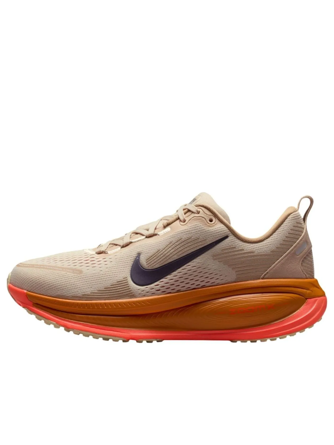 Кроссовки Nike Vomero 18 'Running Poets' — изображение 1 из 6, бежевый