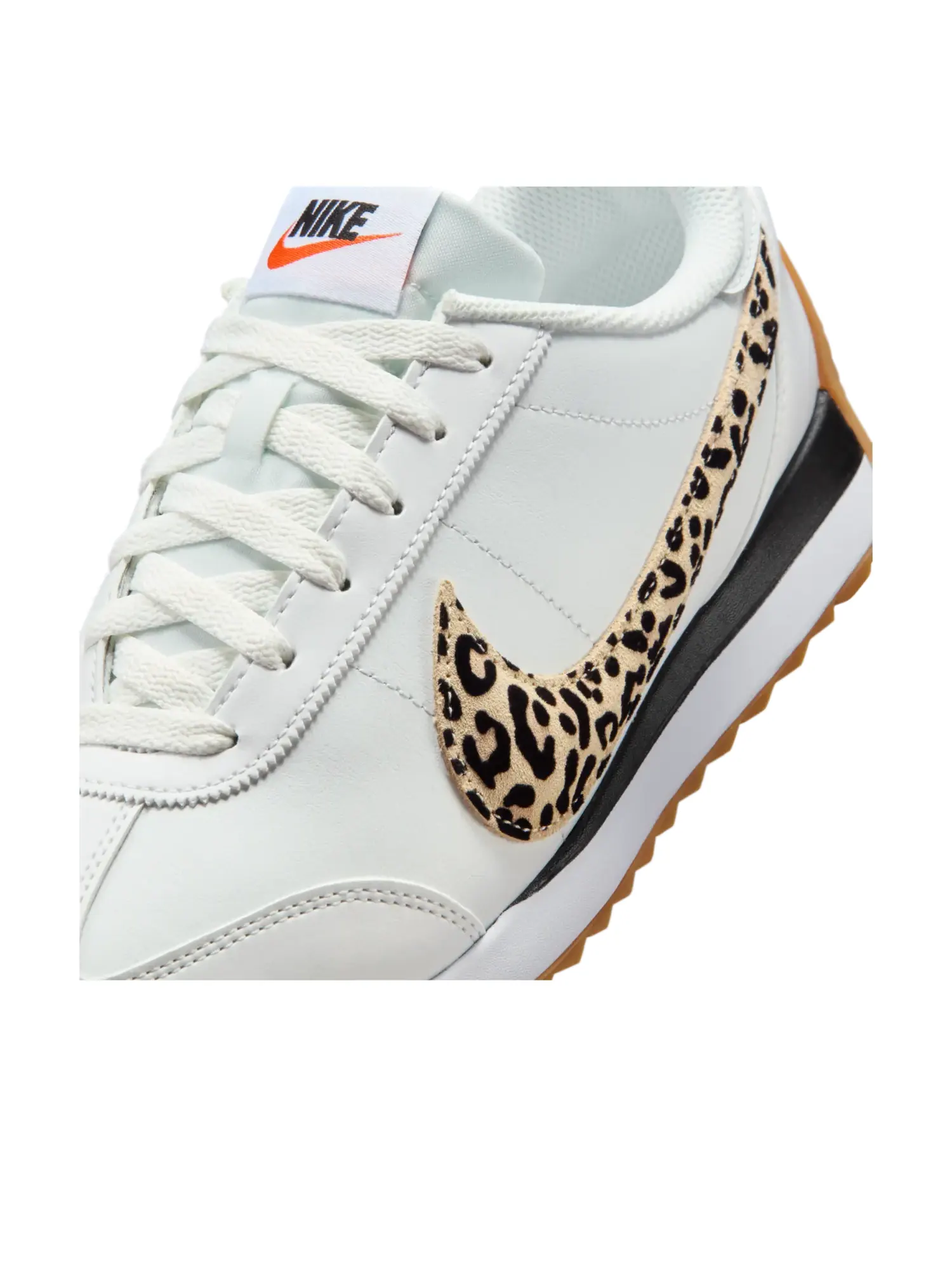 Кроссовки (WMNS) Nike Pacific Leather SE 'Summit White Leopard' — изображение 6 из 7, белый