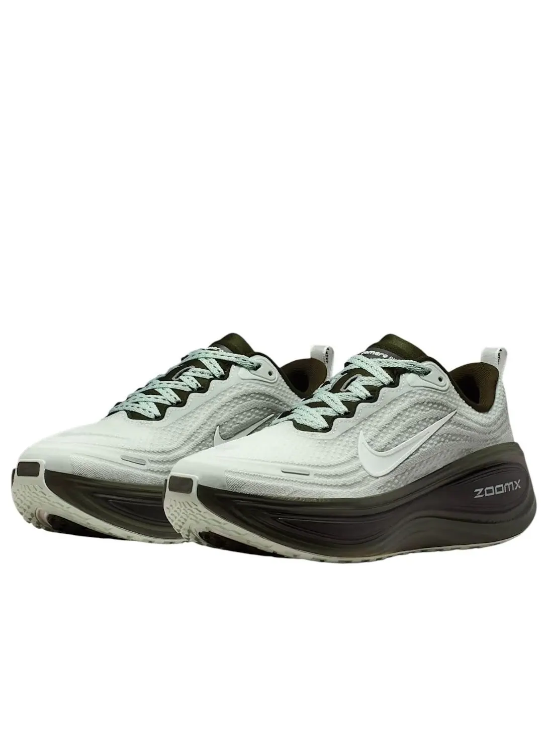 Кроссовки (WMNS) Nike Vomero Plus SE 'Barely Green Sequoia' — изображение 3 из 5, зеленый