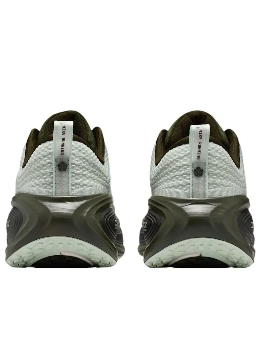 Кроссовки (WMNS) Nike Vomero Plus SE 'Barely Green Sequoia' — изображение 5 из 5, зеленый