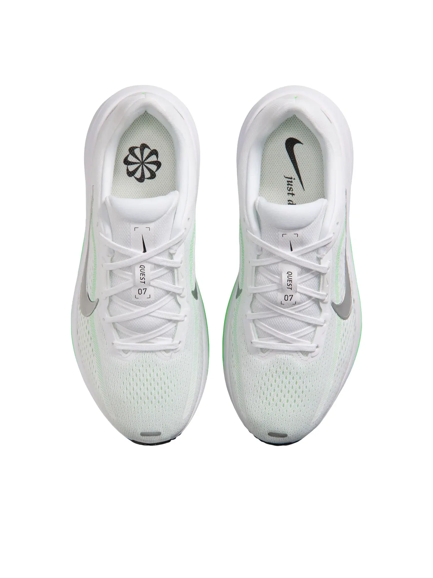 Женские кроссовки для бега с шнуровкой Nike Quest 7 White Illusion Green — изображение 3 из 7, белый