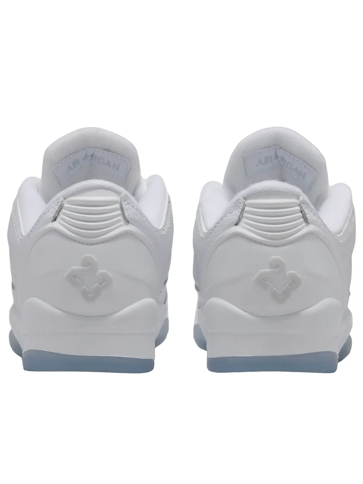 Кроссовки Air Jordan 60 Plus Low 'White Pure Platinum' IO1866-101 — изображение 3 из 6, белый