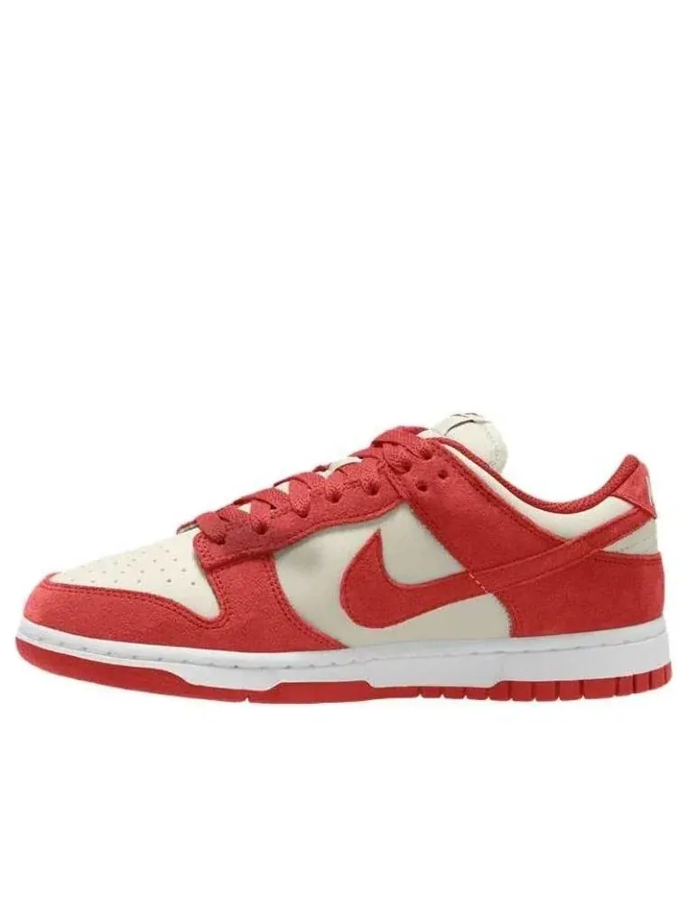Женские кроссовки с кожаным верхом Nike Dunk Low Sail Light Crimson — изображение 1 из 3, красный