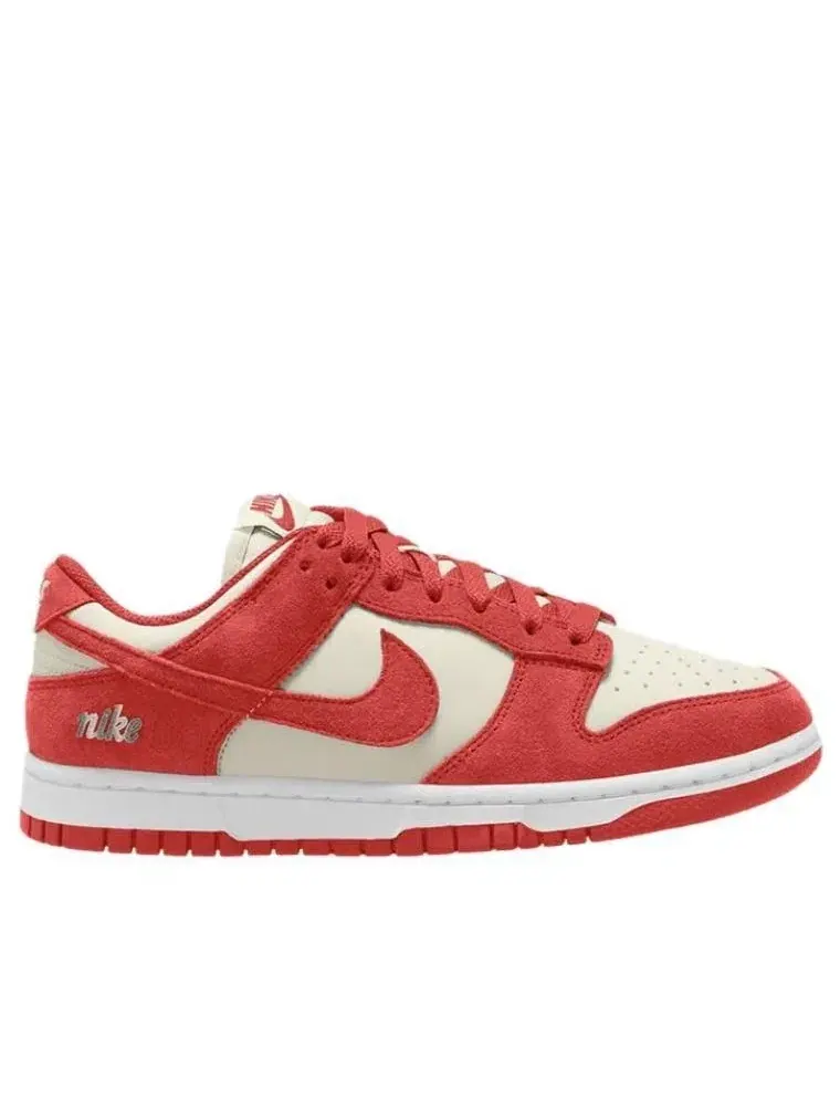 Женские кроссовки с кожаным верхом Nike Dunk Low Sail Light Crimson — изображение 2 из 3, красный