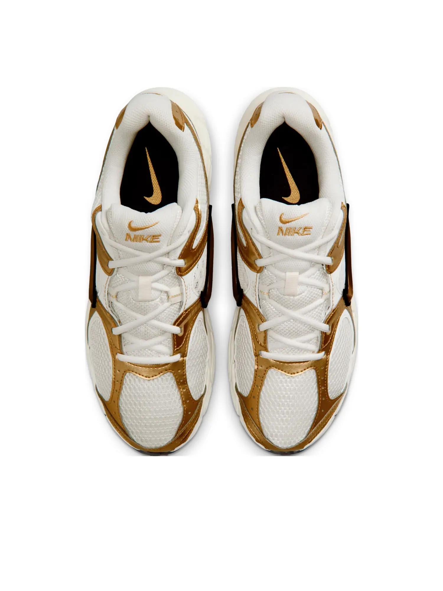 Кроссовки Nike V5 RNR 'Phantom Metallic Gold' — изображение 4 из 7, золото