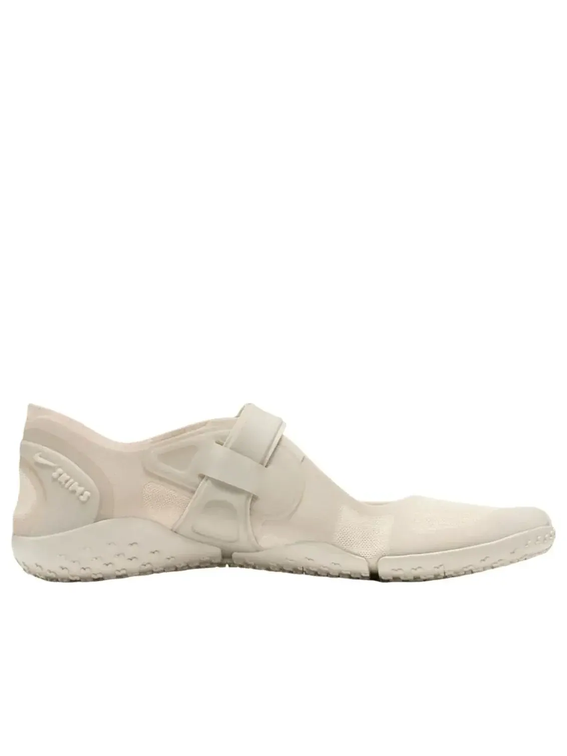 Кроссовки (WMNS) Nike x SKIMS Rift Mesh 'Light Bone' — изображение 2 из 5, бежевый