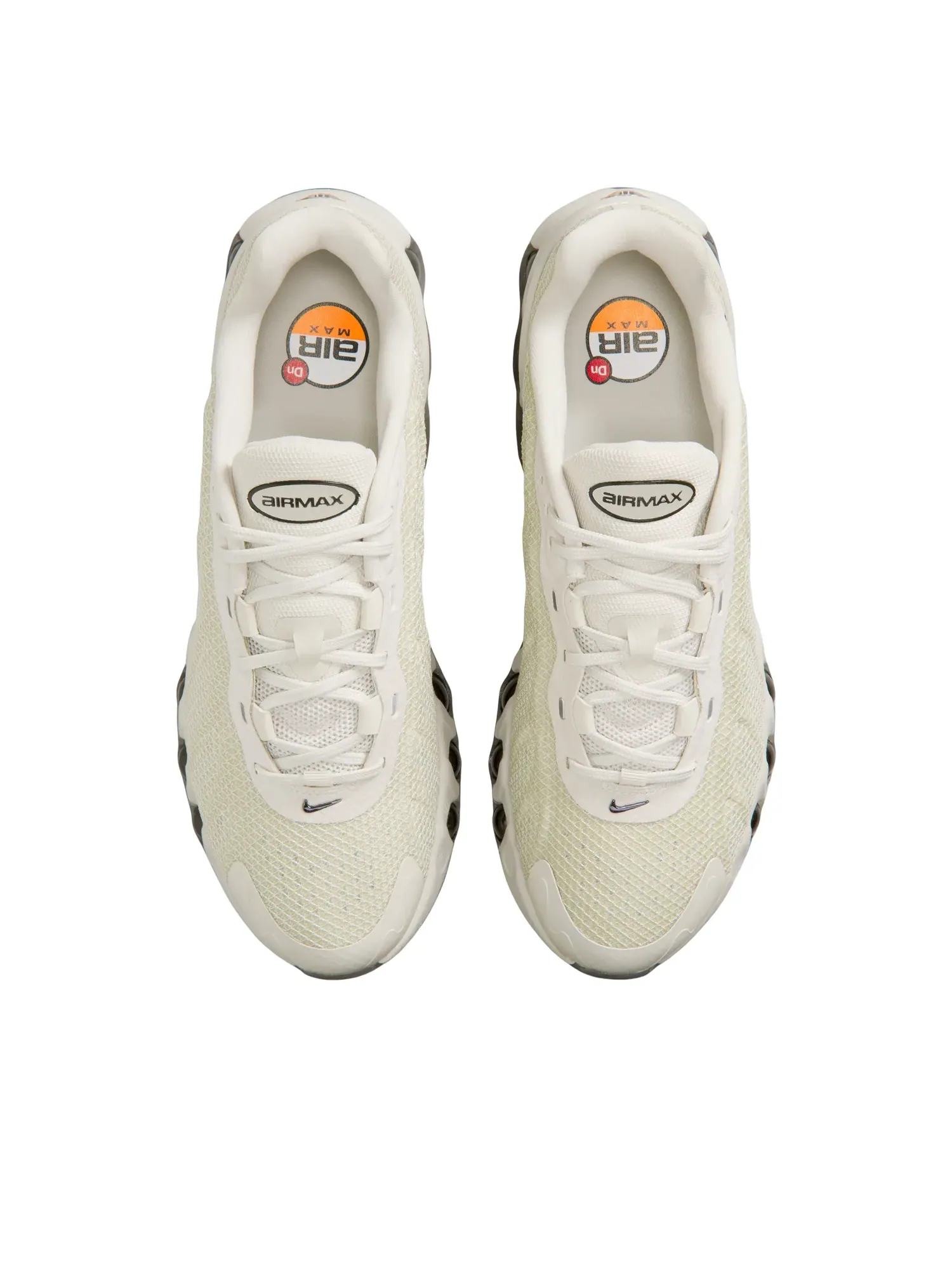 Кроссовки Nike Air Max Dn8 'Light Bone Black' — изображение 2 из 6, бежевый