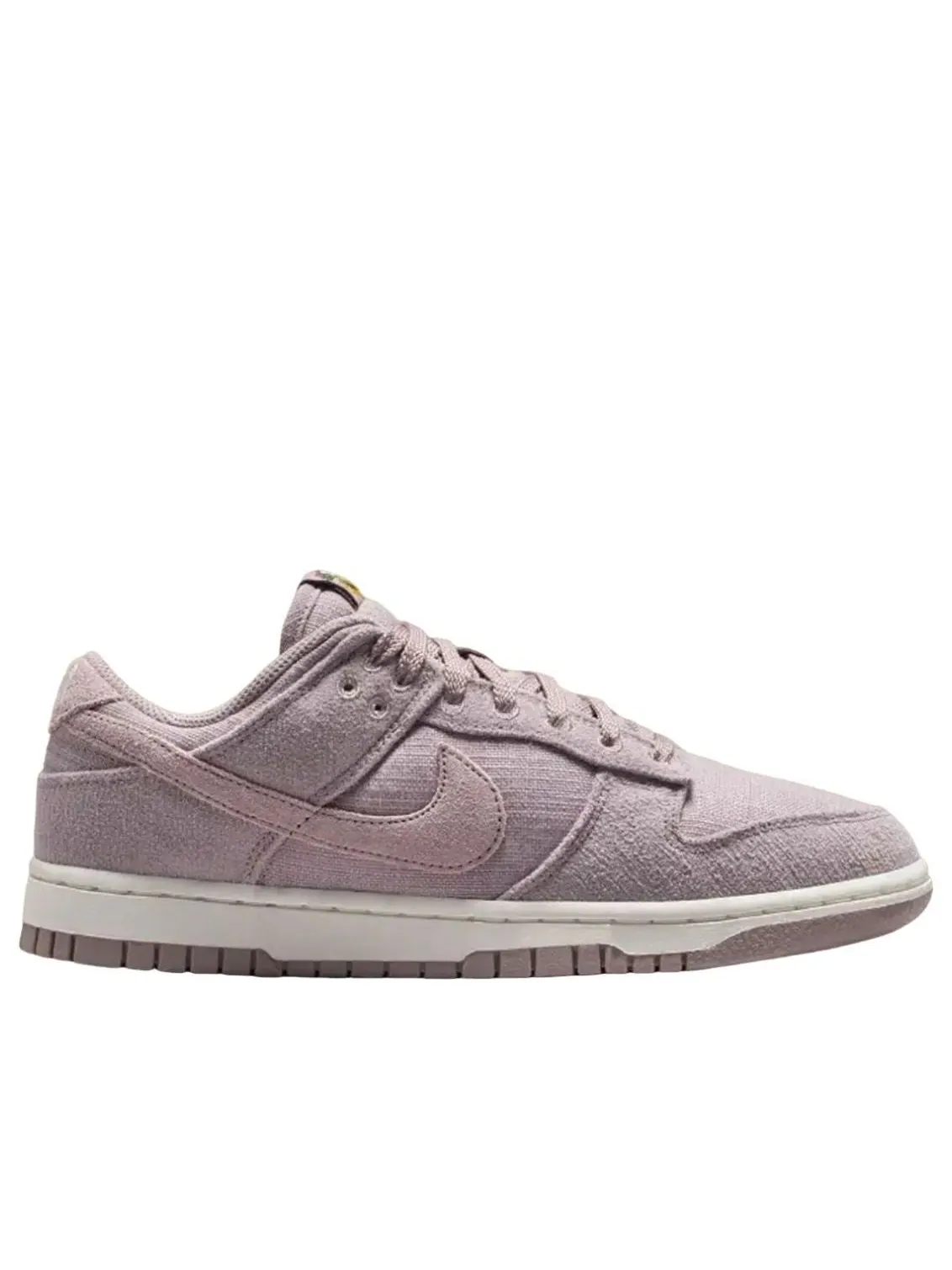 (WMNS) Nike Dunk Low 'Now Accepting All Flowers' — изображение 2 из 5