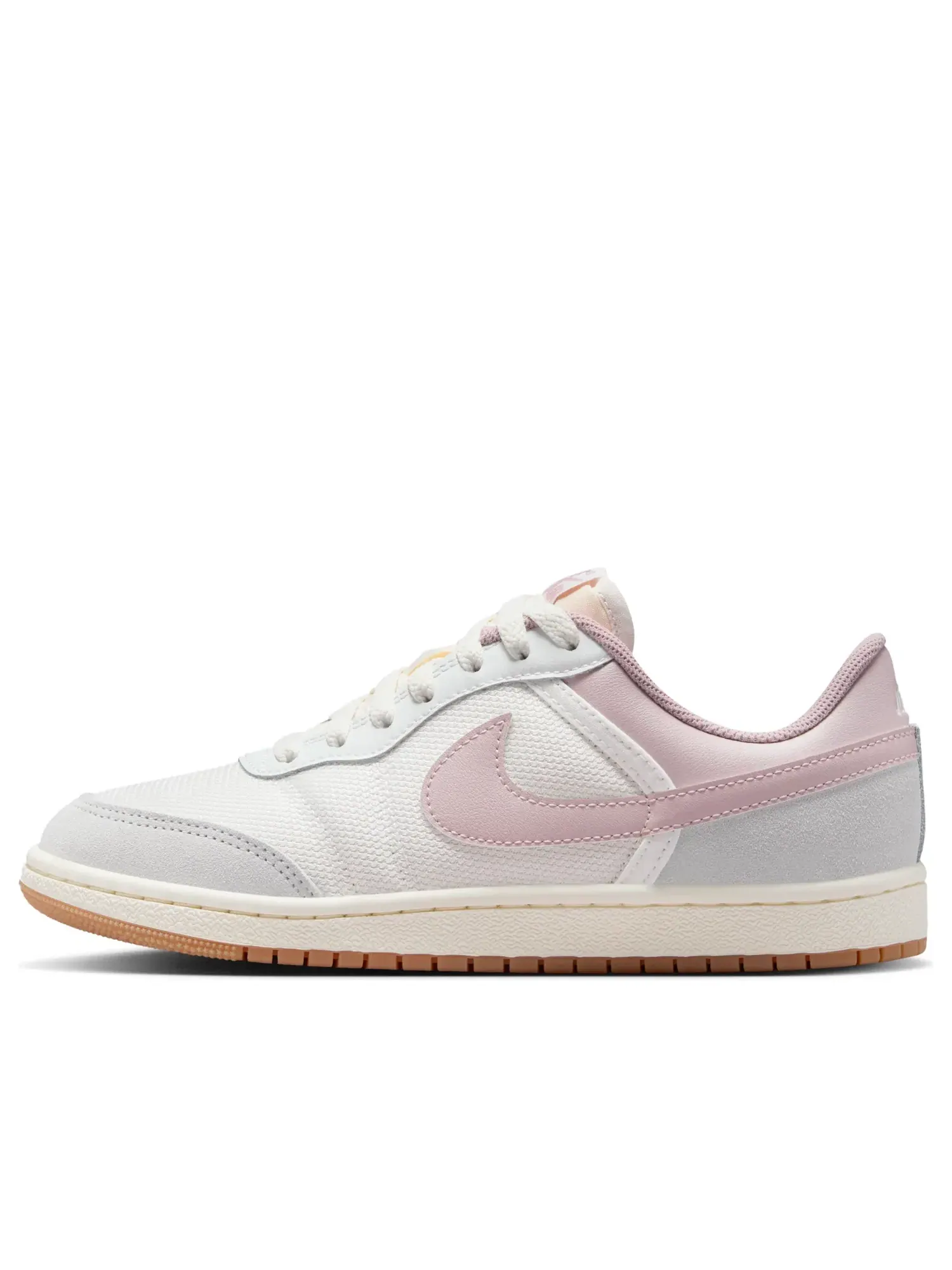 Кроссовки Air Jordan Skyline Low 'Summit White Grey Particle Rose' IQ0704-100 — изображение 1 из 6, розовый