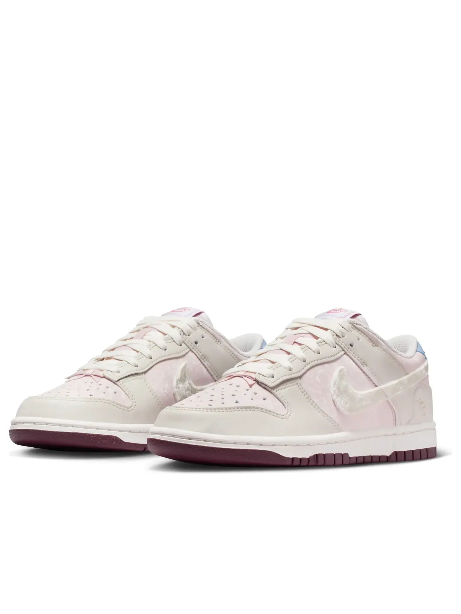 Кроссовки (WMNS) Nike Dunk Low 'Valentine’s Day' 2026 — изображение 4 из 6, розовый