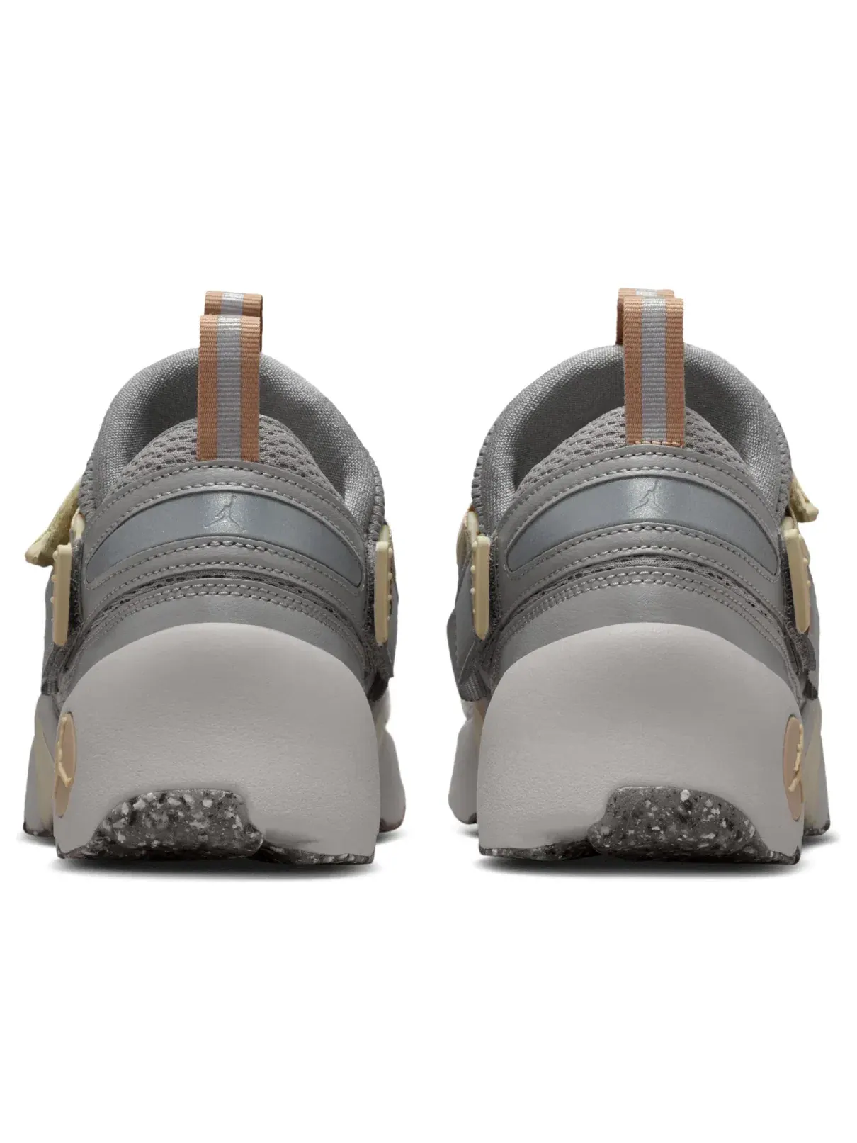 Женские кроссовки с низким верхом Air Jordan Trunner LX Light Iron Ore — изображение 3 из 6, серый