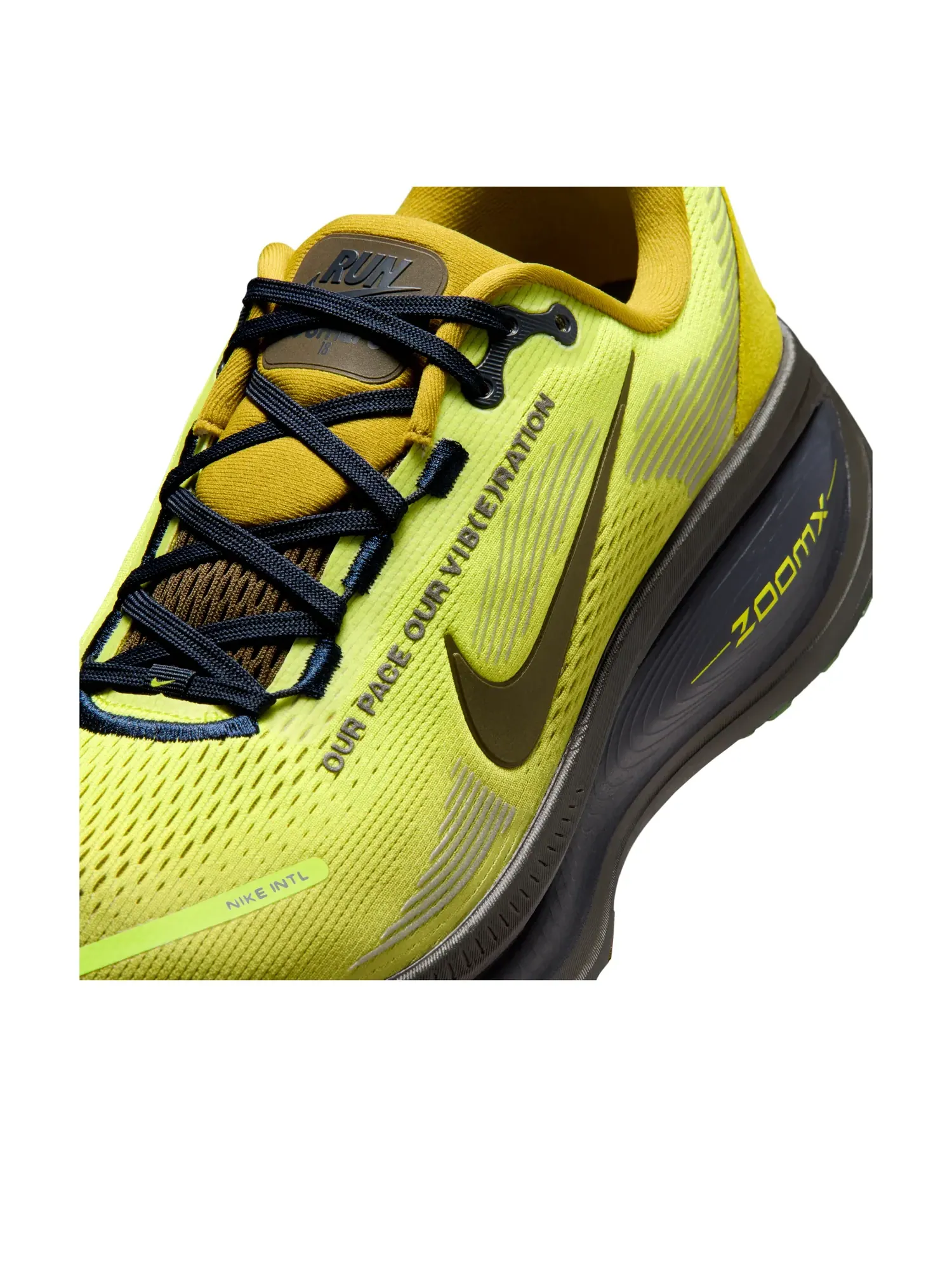 Кроссовки Nike Air Zoom Vomero 18 SE 'Sonic Yellow Peat Moss' — изображение 5 из 6, желтый