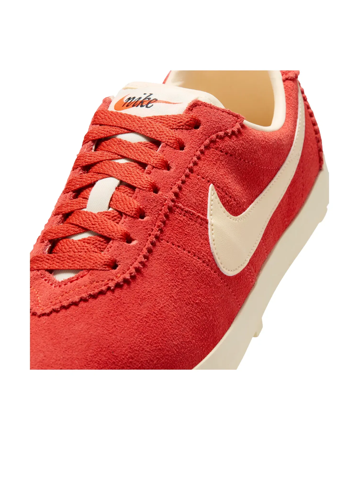 Кроссовки Nike Astrograbber Suede 'Light Crimson Muslin' IQ7611-601 — изображение 7 из 7, красный
