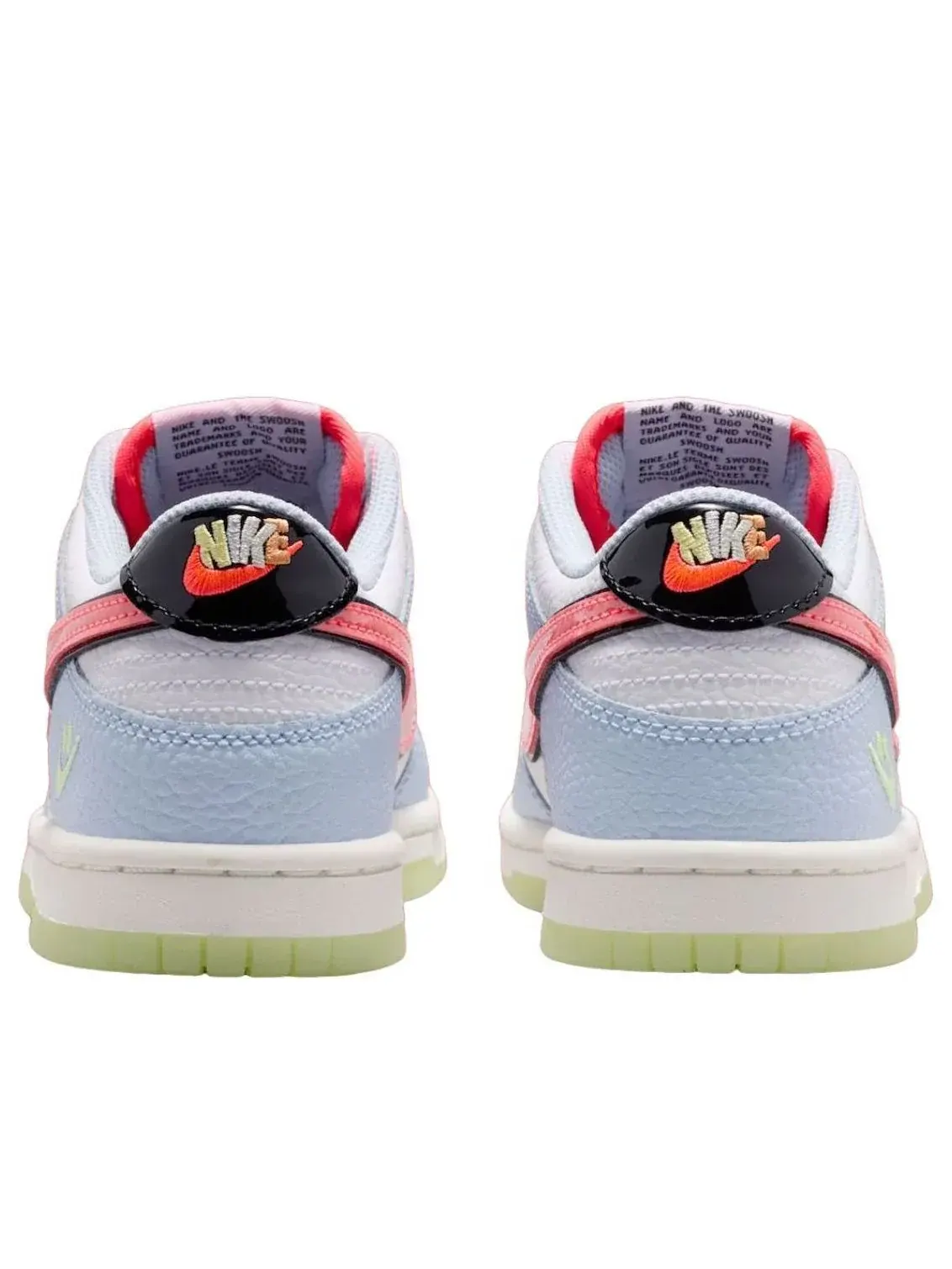 Кроссовки (GS) Nike Dunk Low 'Smiley Swoosh' — изображение 4 из 5, белый