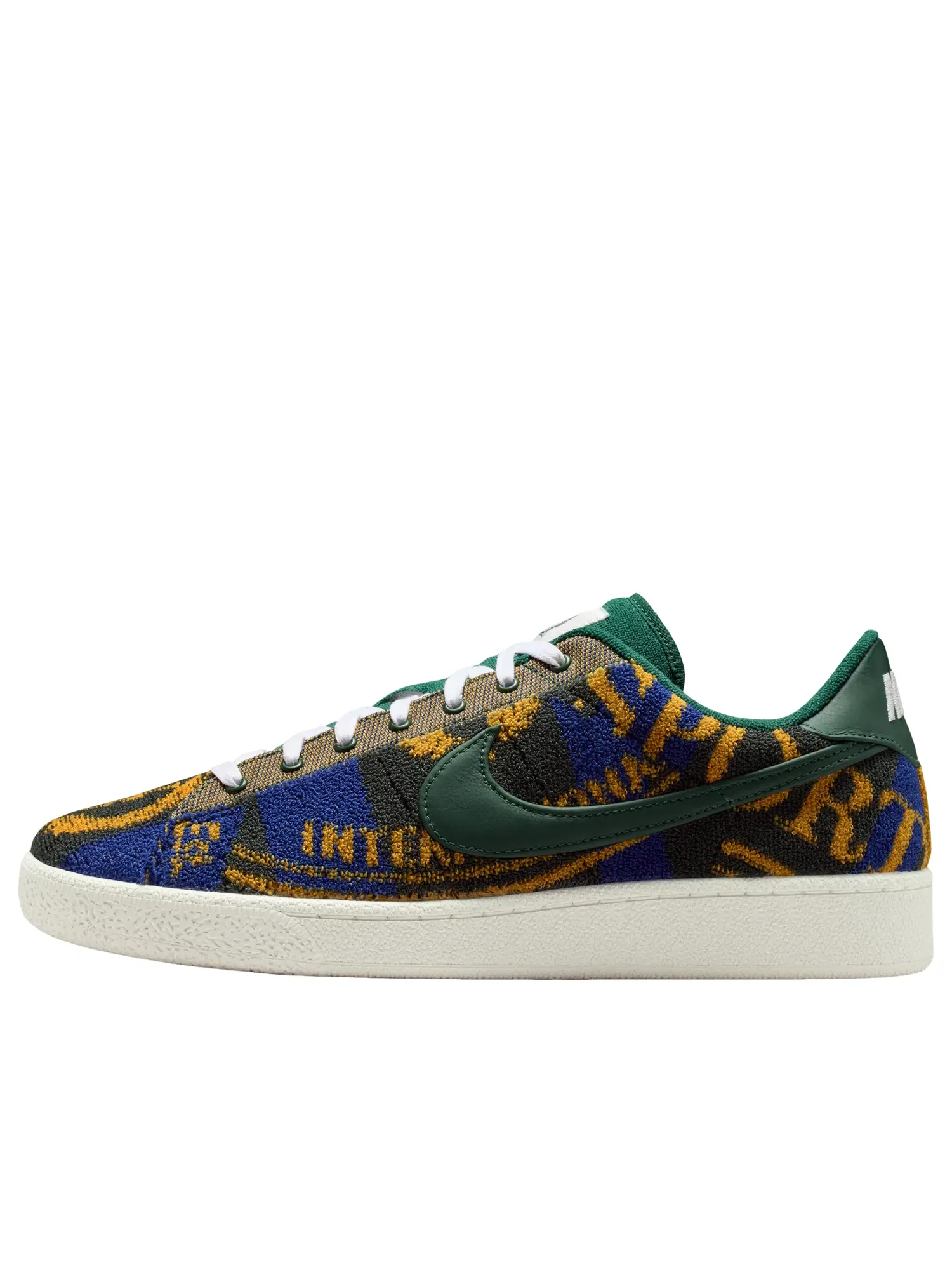 Кроссовки Nike Tennis Classic PRM 'Terry Cloth - Fir' IR1114-300 — изображение 1 из 7, зеленый