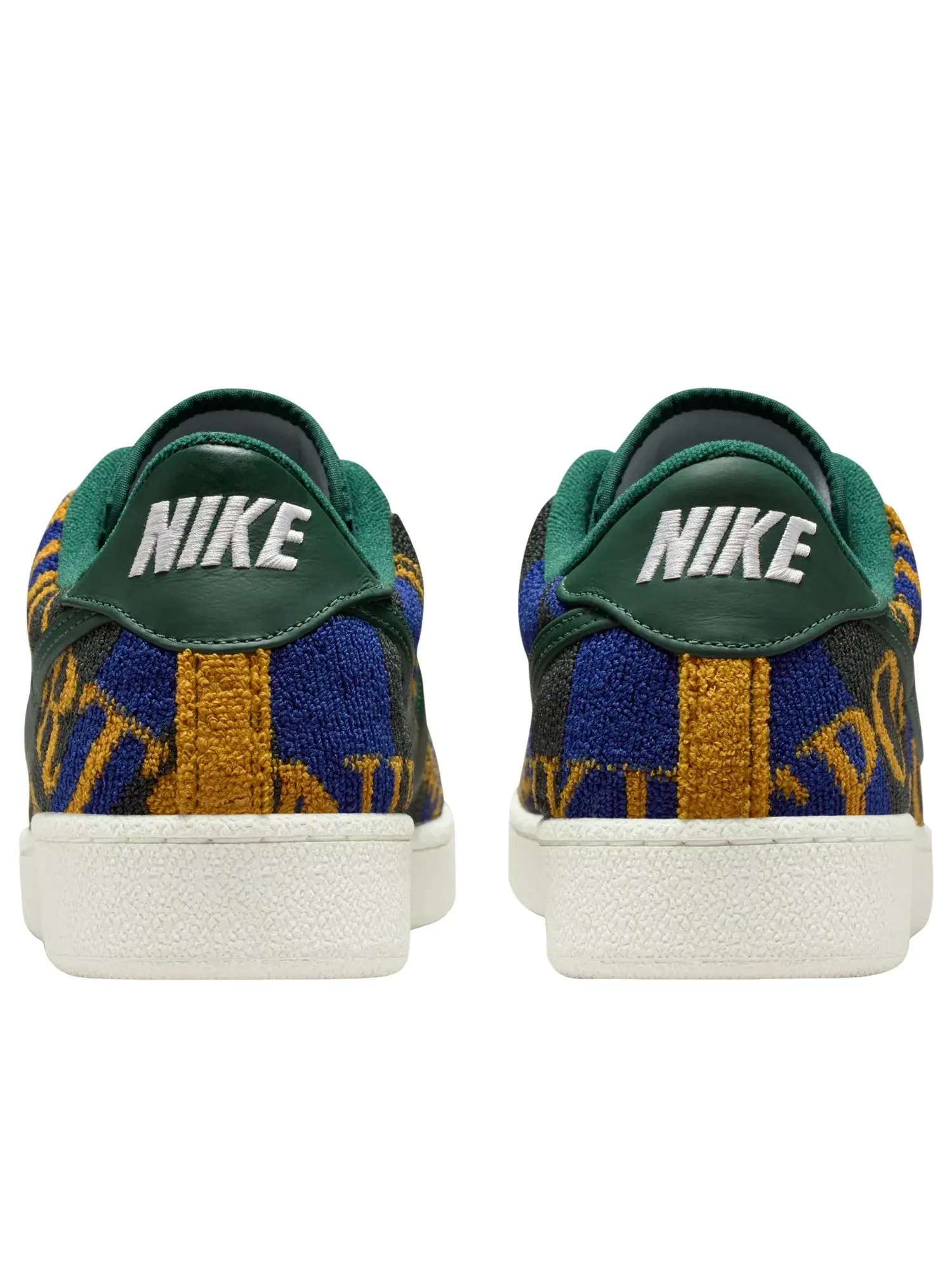 Кроссовки Nike Tennis Classic PRM 'Terry Cloth - Fir' IR1114-300 — изображение 5 из 7, зеленый