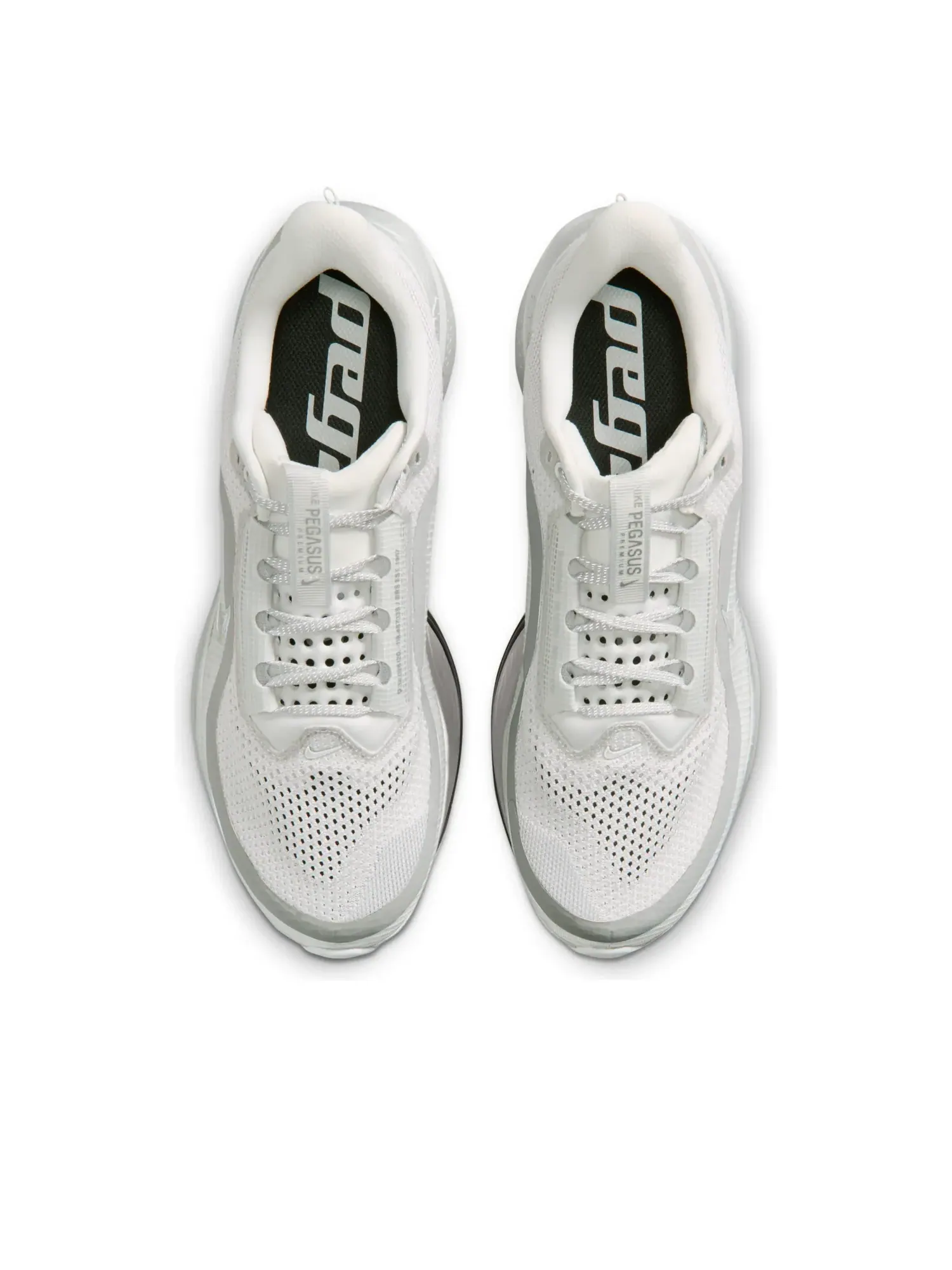 Кроссовки Nike Pegasus Premium 'Photon Dust Silver Black' — изображение 2 из 6, серебряный