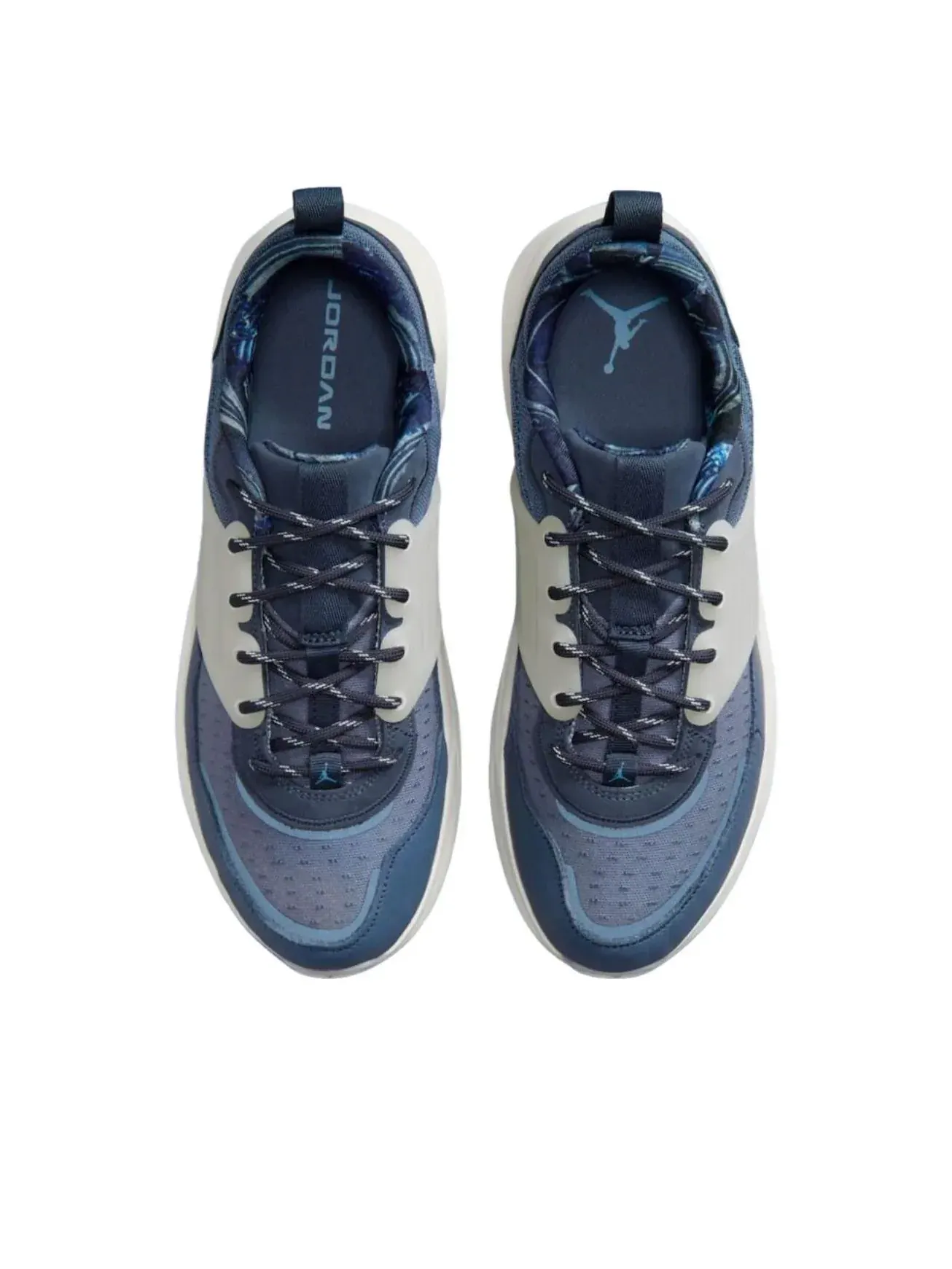 Кроссовки Air Jordan Trunner O/S 'Diffused Blue' — изображение 3 из 5, синий
