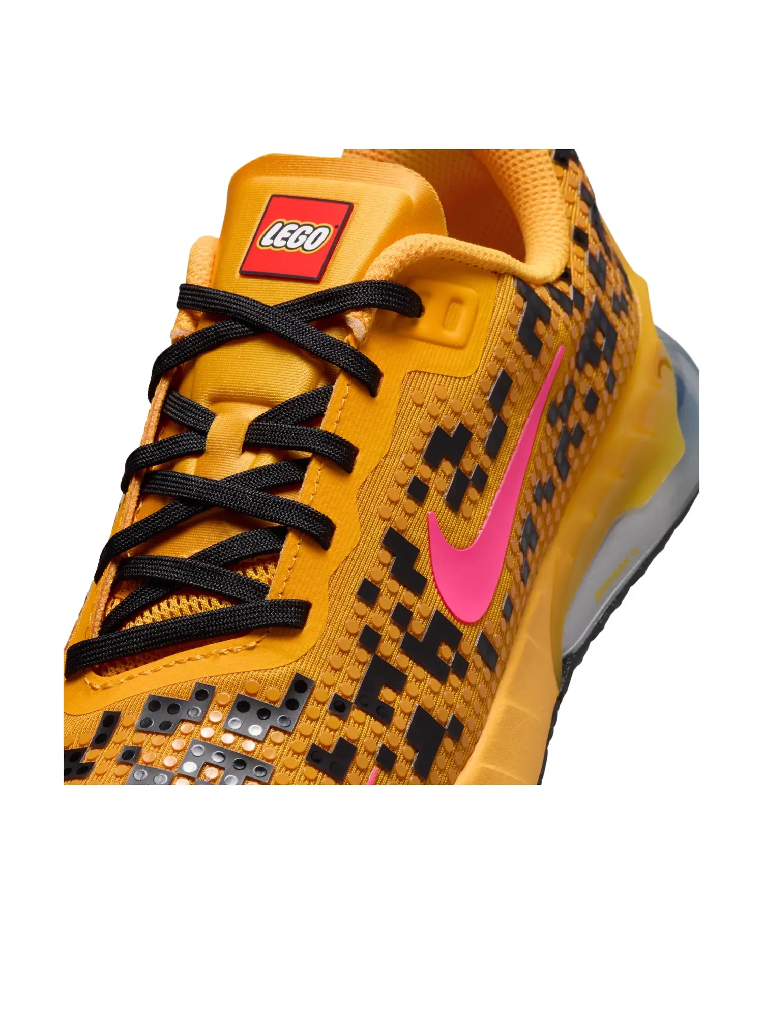 Детские кроссовки Nike x LEGO Air Max Phoenix University Gold Black — изображение 6 из 7, золото