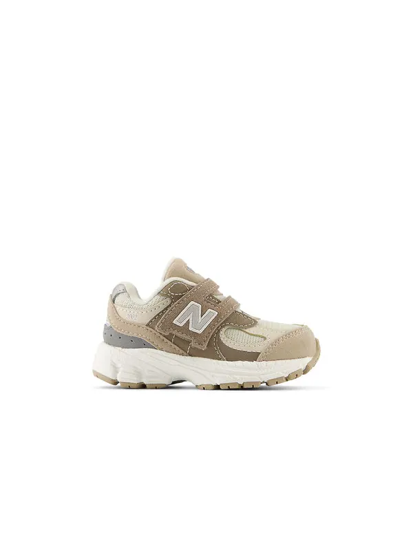 Кроссовки 2002r hook & loop 'timberwolf mushroom' New Balance — изображение 2 из 4, желтый