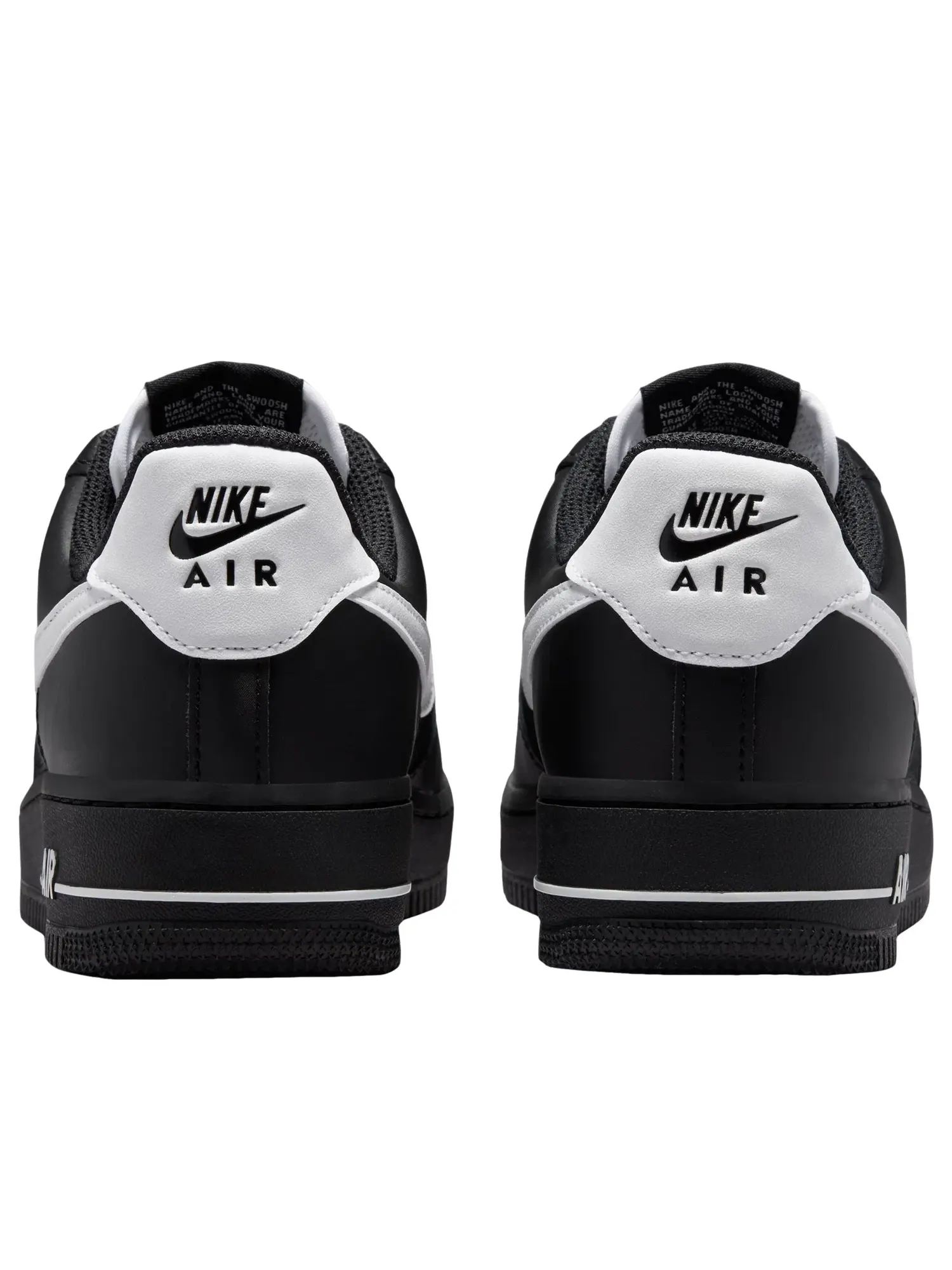 Женские кроссовки с кожаным верхом Nike Air Force 1 '07 SE Black White — изображение 4 из 7, черный
