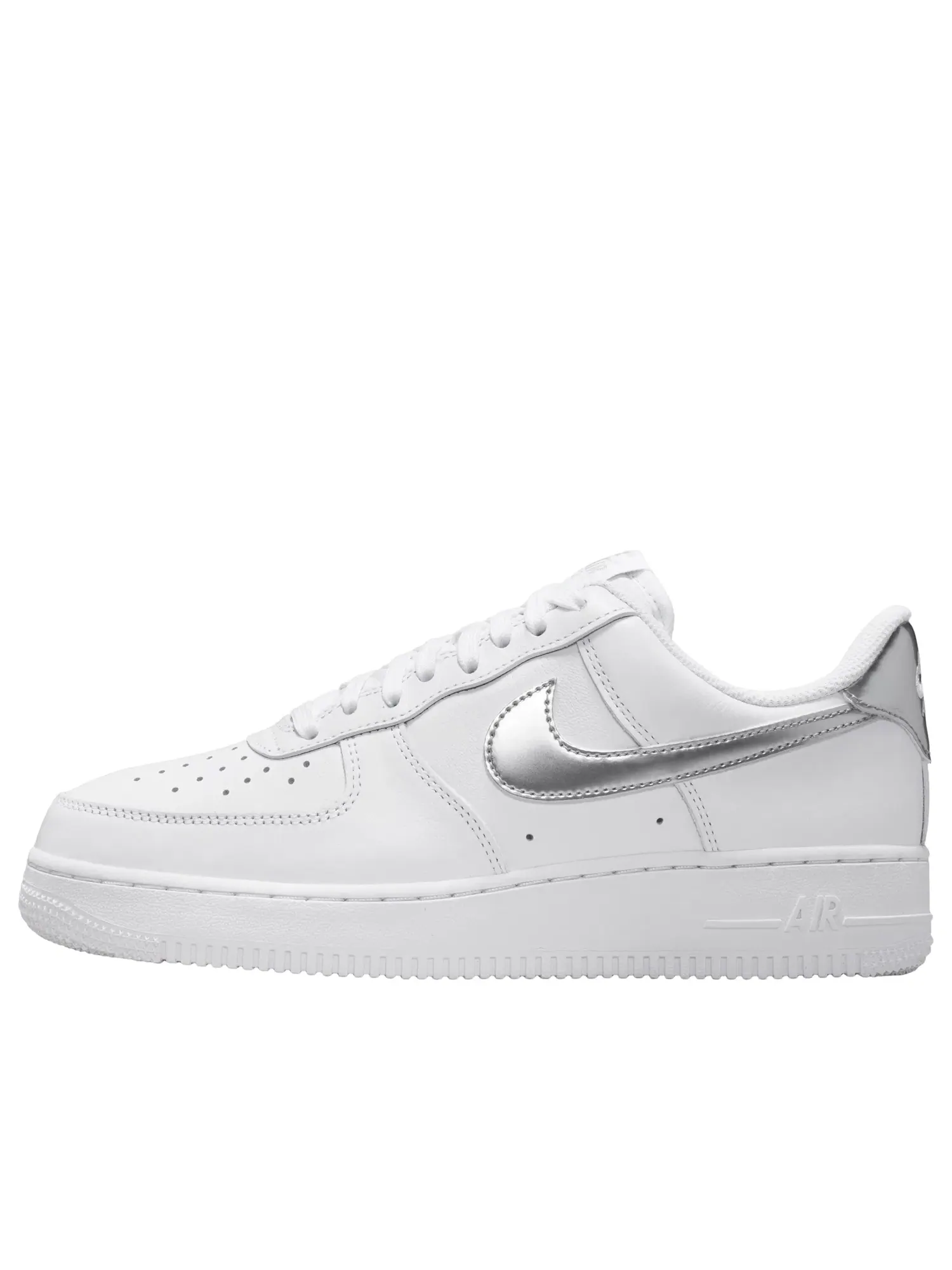Женские кроссовки с кожаным верхом Air Force 1 '07 SE Nike — изображение 1 из 7, белый
