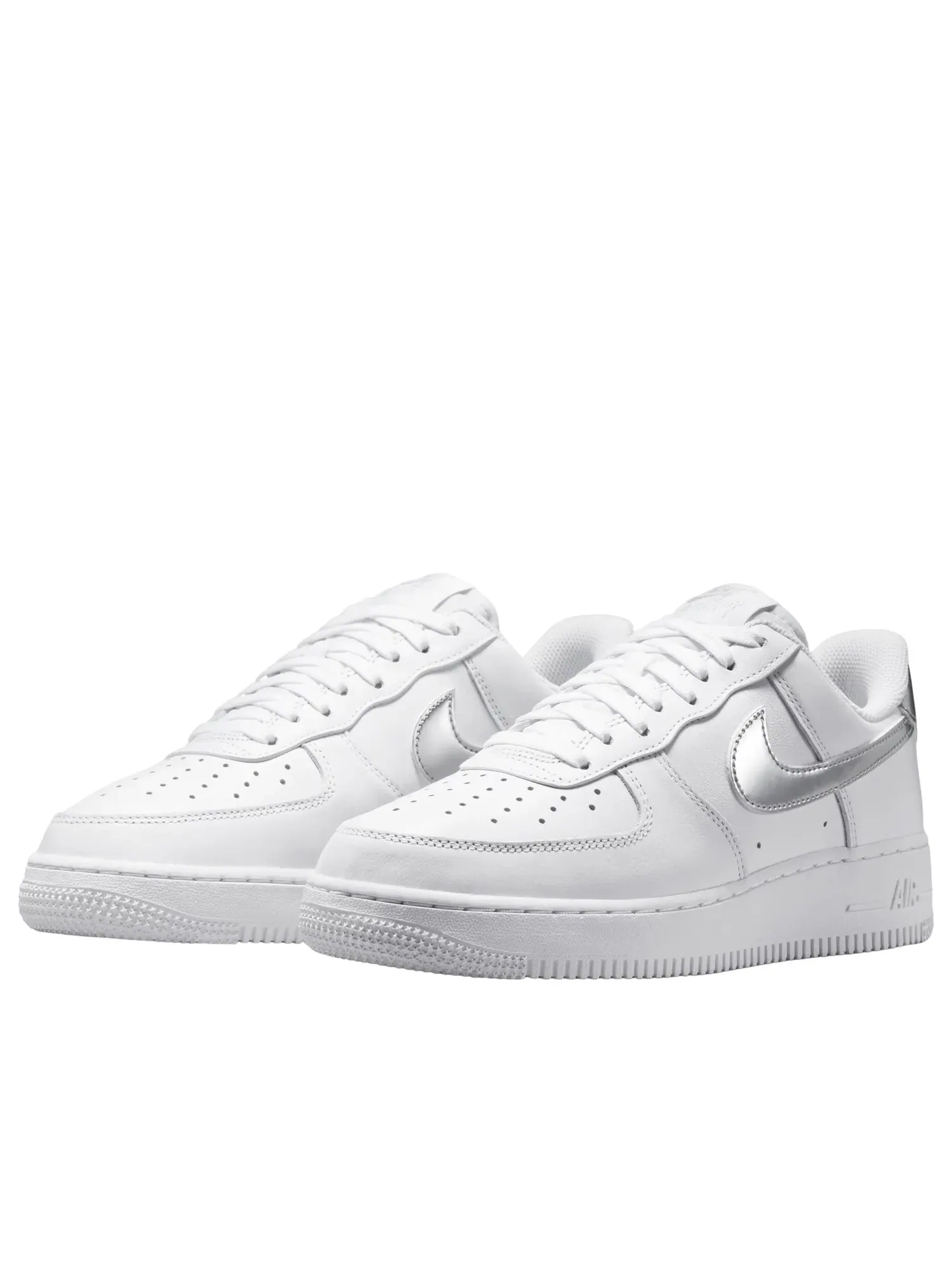 Женские кроссовки с кожаным верхом Air Force 1 '07 SE Nike — изображение 5 из 7, белый