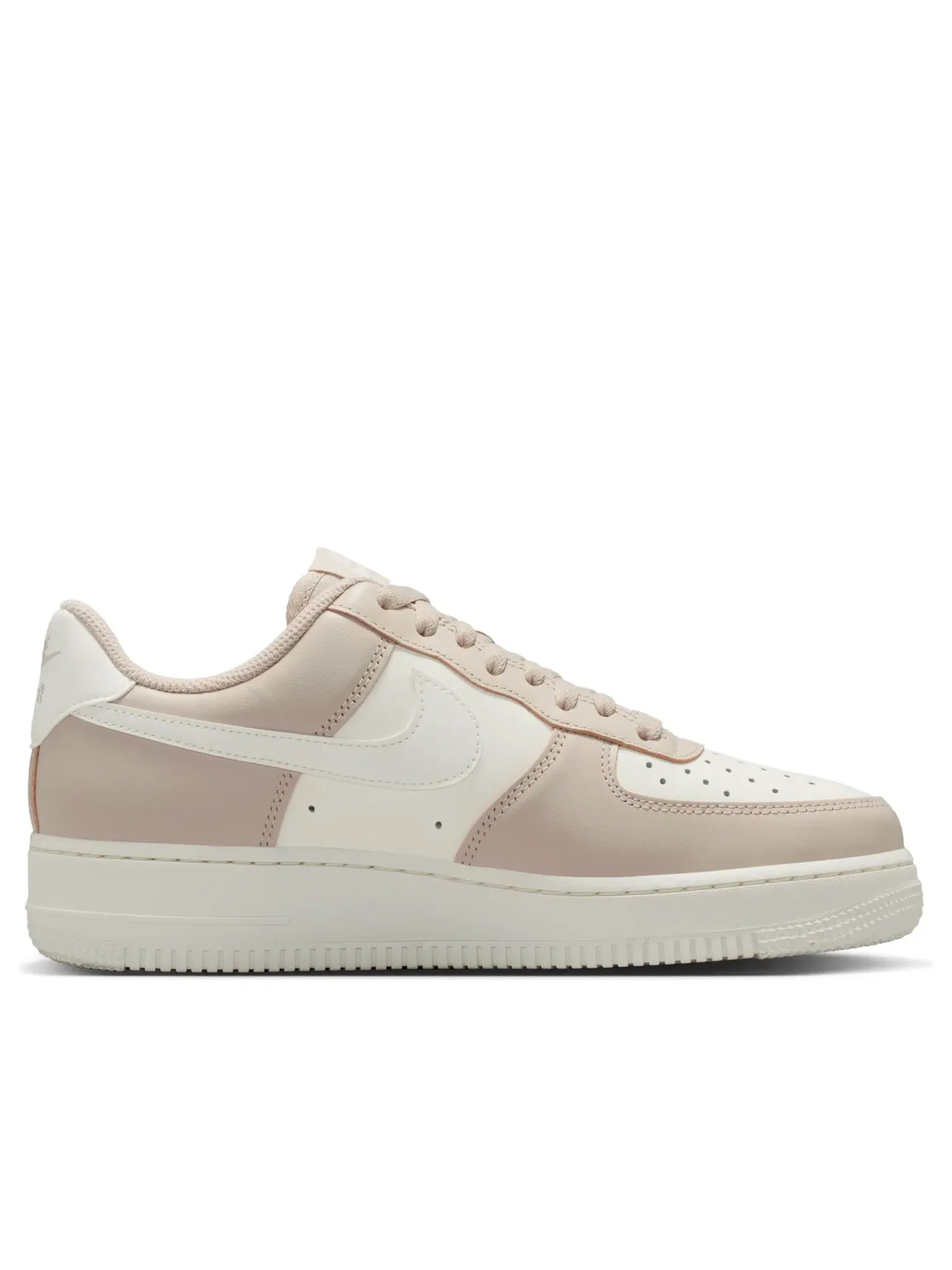 Женские кроссовки с кожаным верхом Nike Air Force 1 '07 Cream Sail — изображение 2 из 7, белый