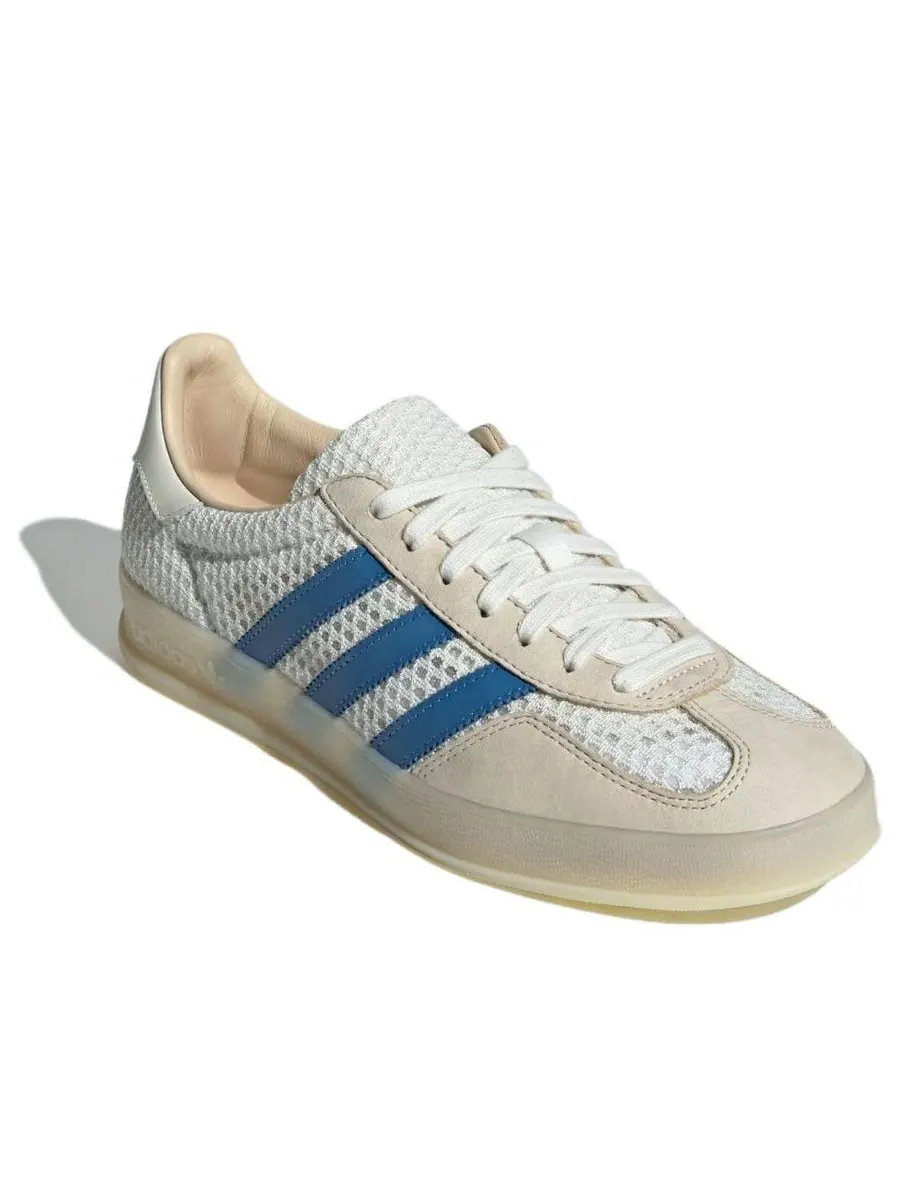 Кроссовки adidas Gazelle Indoor 'Off White Focus Blue' — изображение 2 из 4, белый