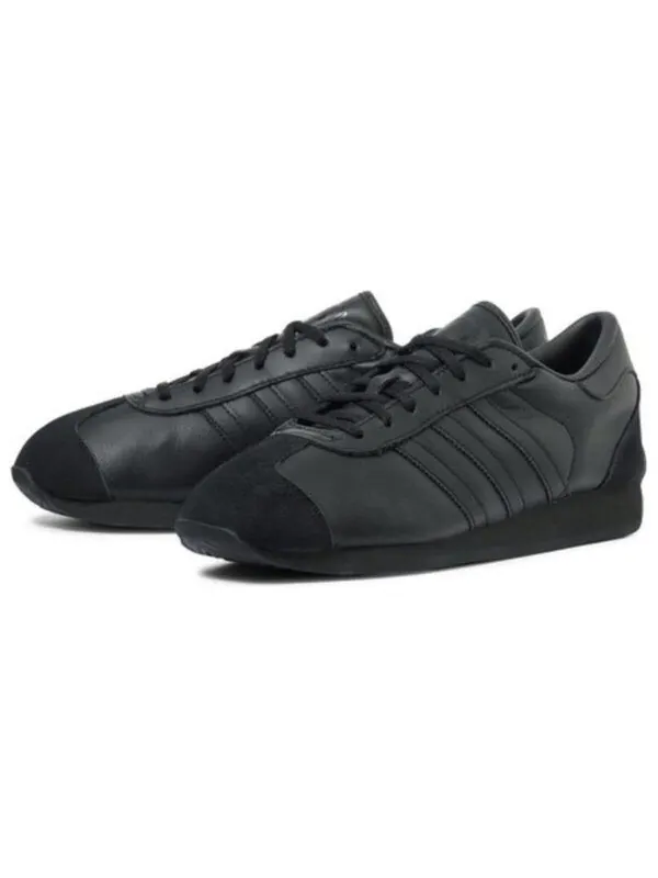 Кроссовки country 2 'black' Adidas — изображение 2 из 4, черный