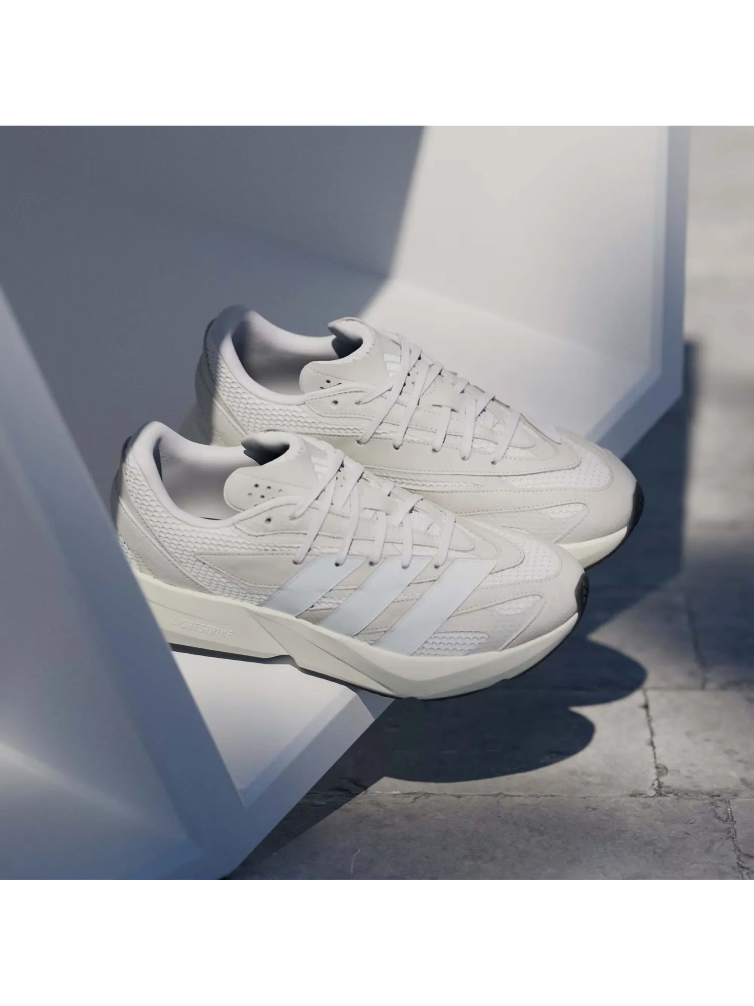 Кроссовки Adidas Lightblaze — изображение 5 из 8, экру