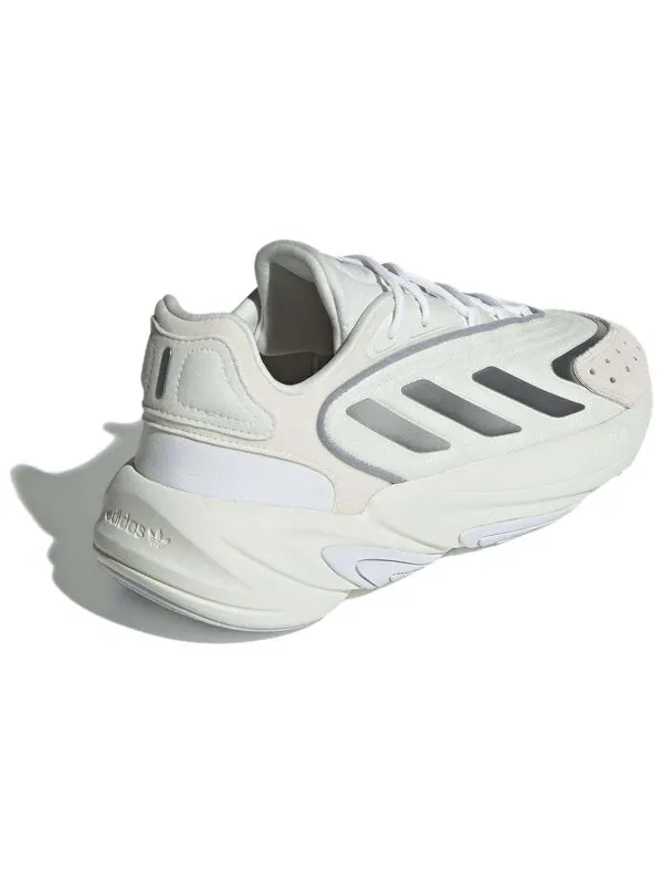 Кроссовки озелия Adidas — изображение 4 из 4