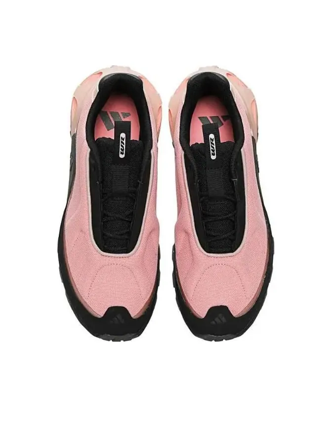 Кроссовки Adidas Wonder Runner 'Black Pink' — изображение 2 из 3, черный/розовый