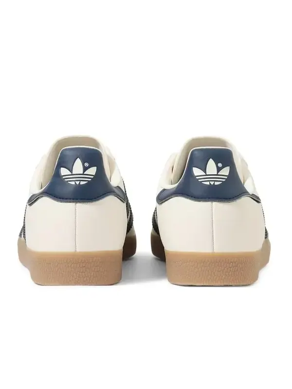 Кроссовки газель Adidas — изображение 2 из 3